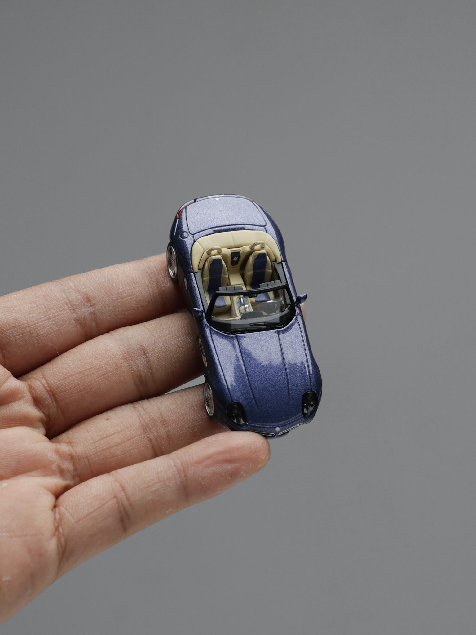 Mini GT 1/64 BMW Z8 Alpina Alpine Blue