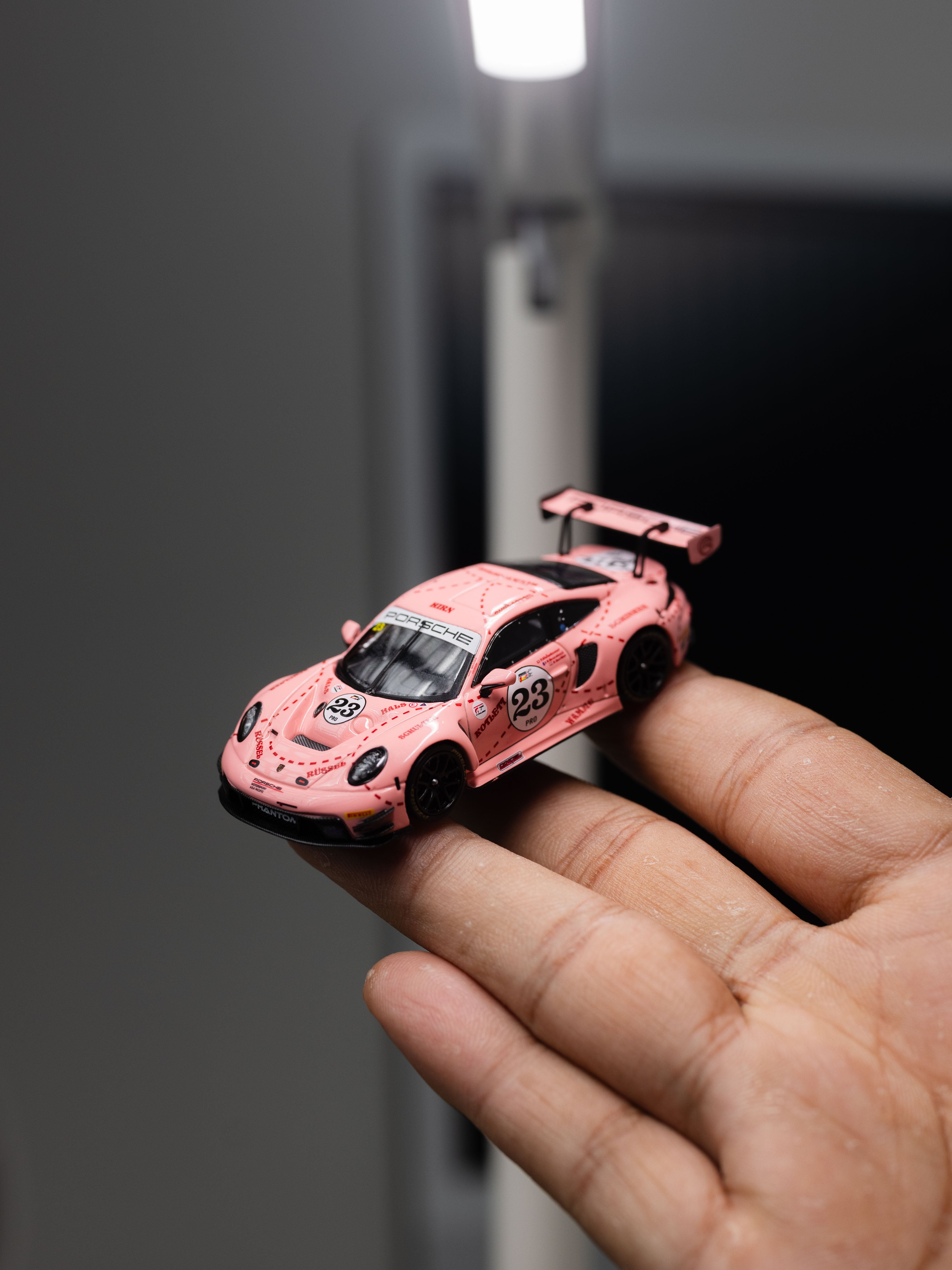 Star Race 1:64 Porsche 911 GT3 R - Pink Pig