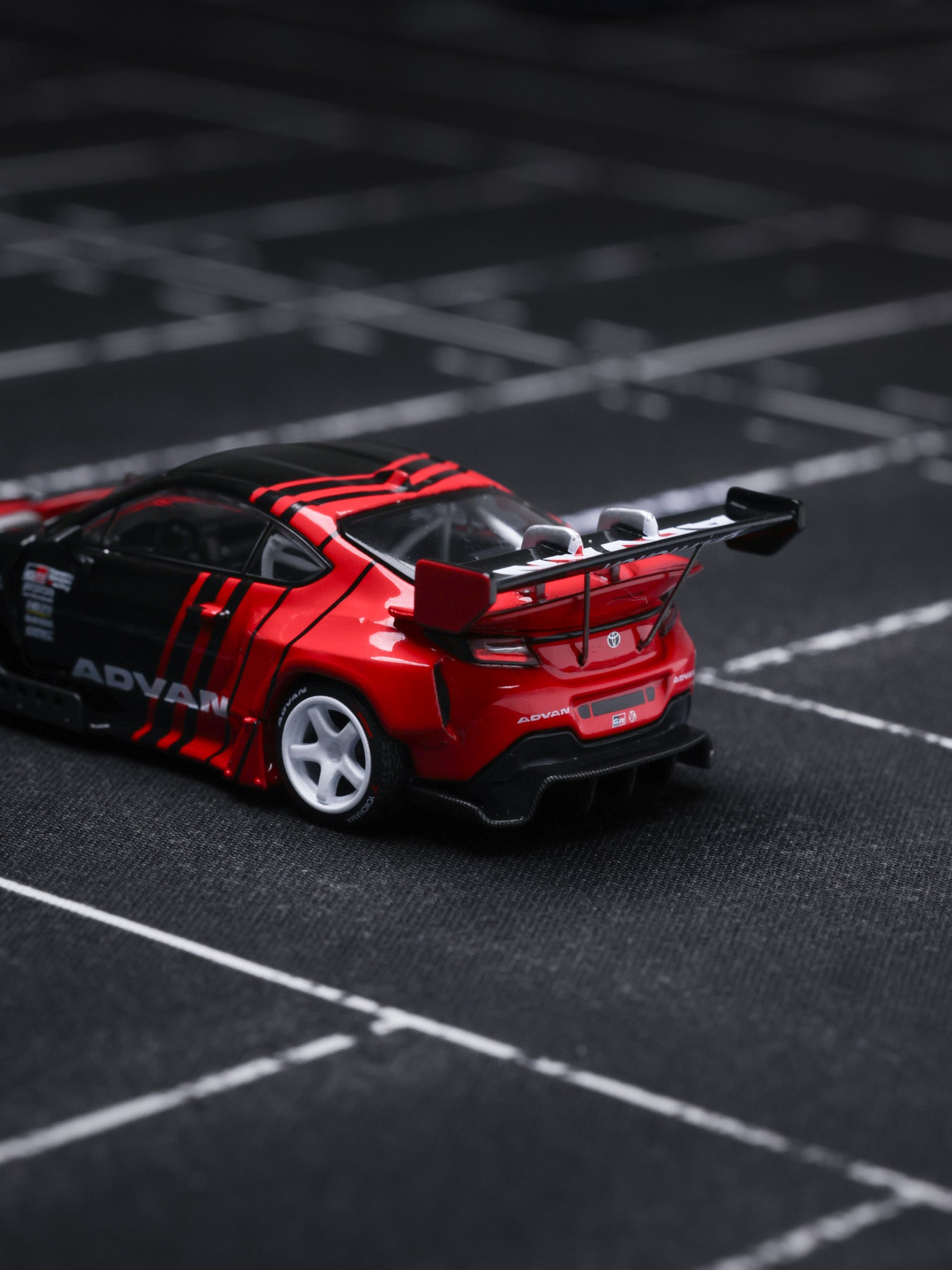 POP RACE 1:64 PANDEM GR86 – ADVAN