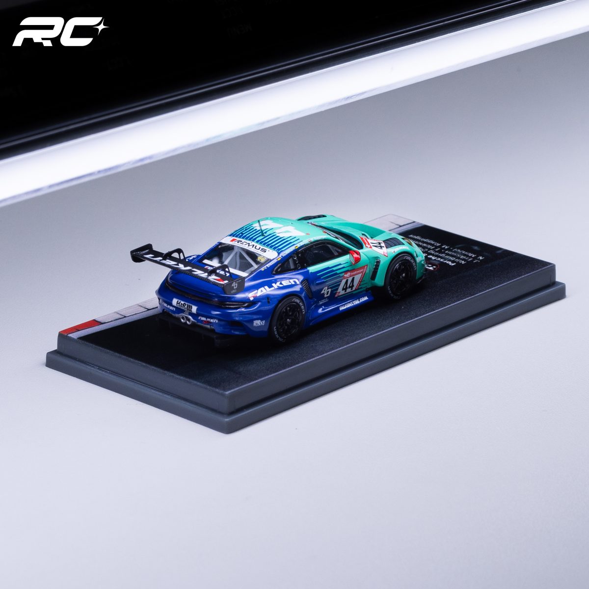1:64 2023 NÜRBURGRING 24H — #44 FALKEN PORSCHE 911 GT3 R — TARMAC WORKS