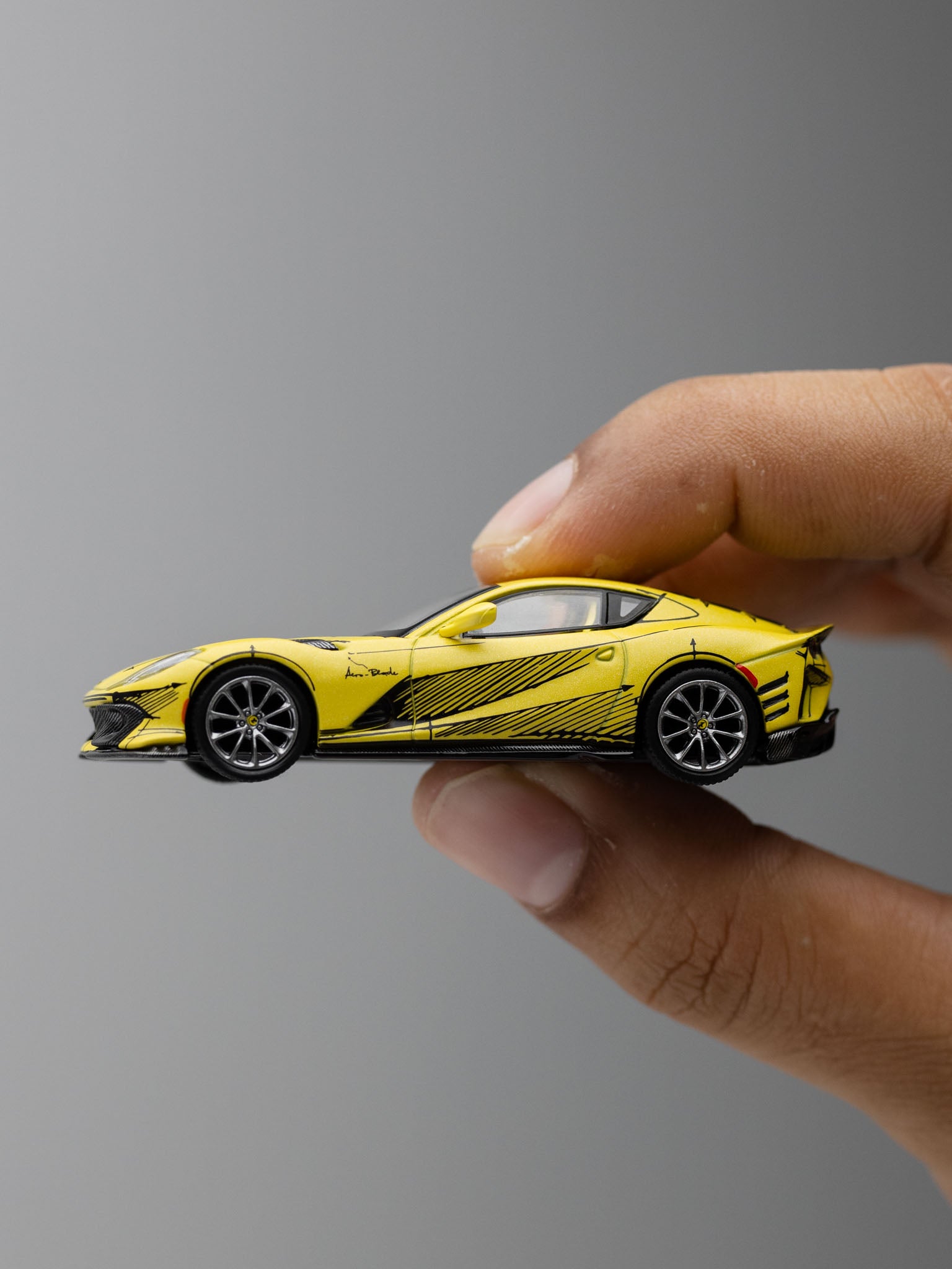 BBR 1/64 Ferrari 812 Competizione Tailor Made