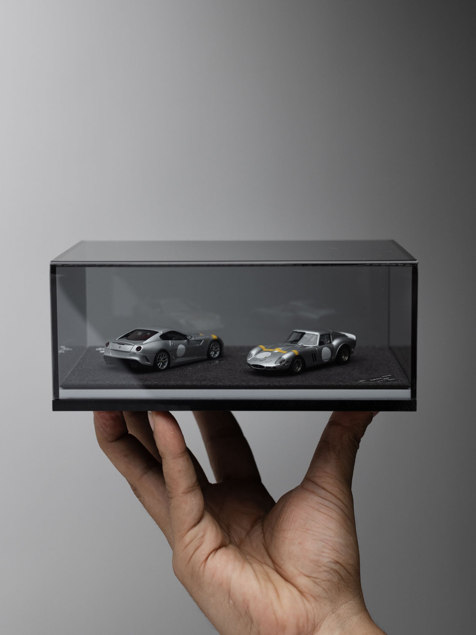 DMY 1/64 Ferrari 250 GTO & 599 GTO Double Set (Sliver / White) (Limited 149pcs)