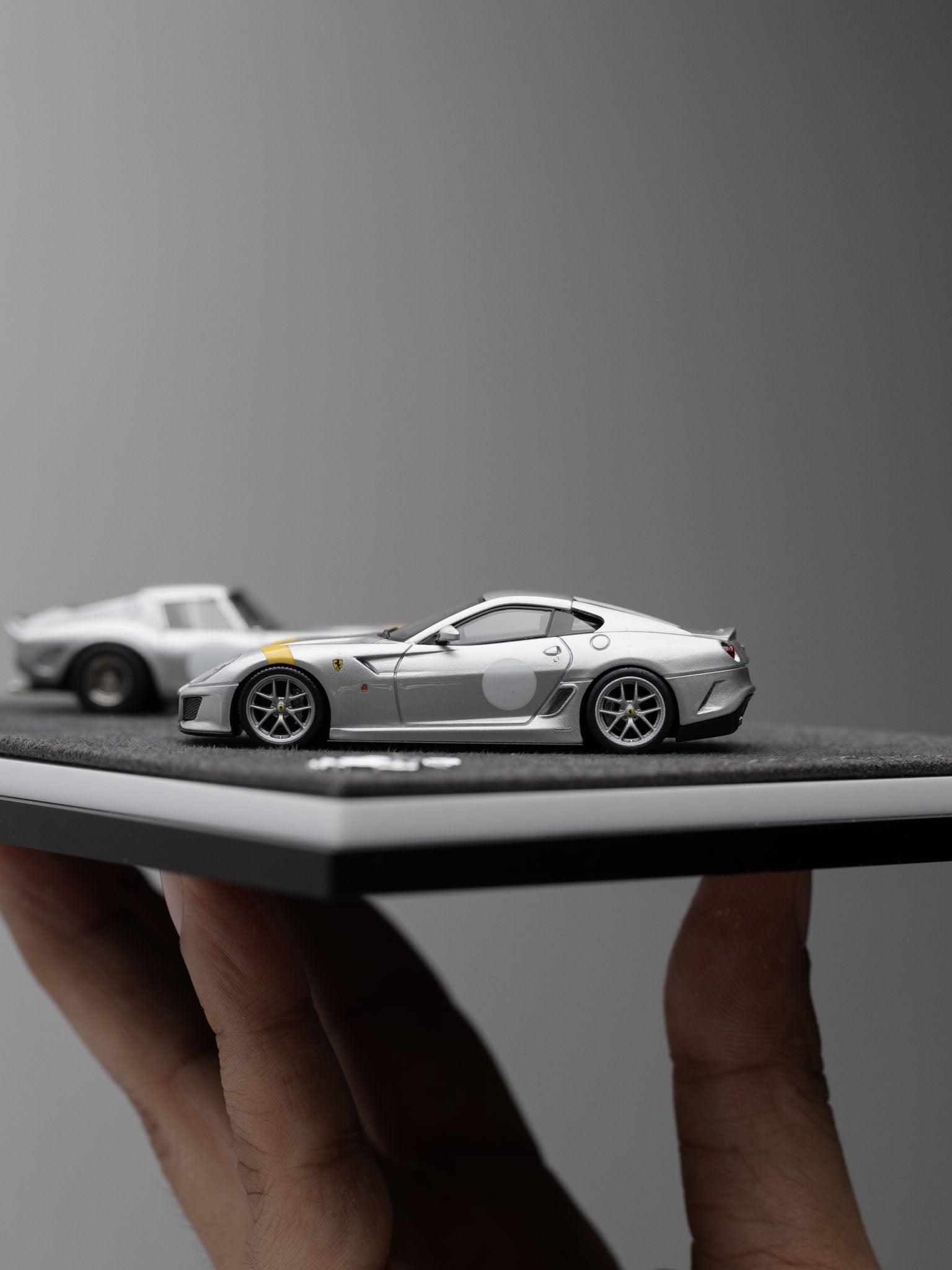 DMY 1/64 Ferrari 250 GTO & 599 GTO Double Set (Sliver / White) (Limited 149pcs)