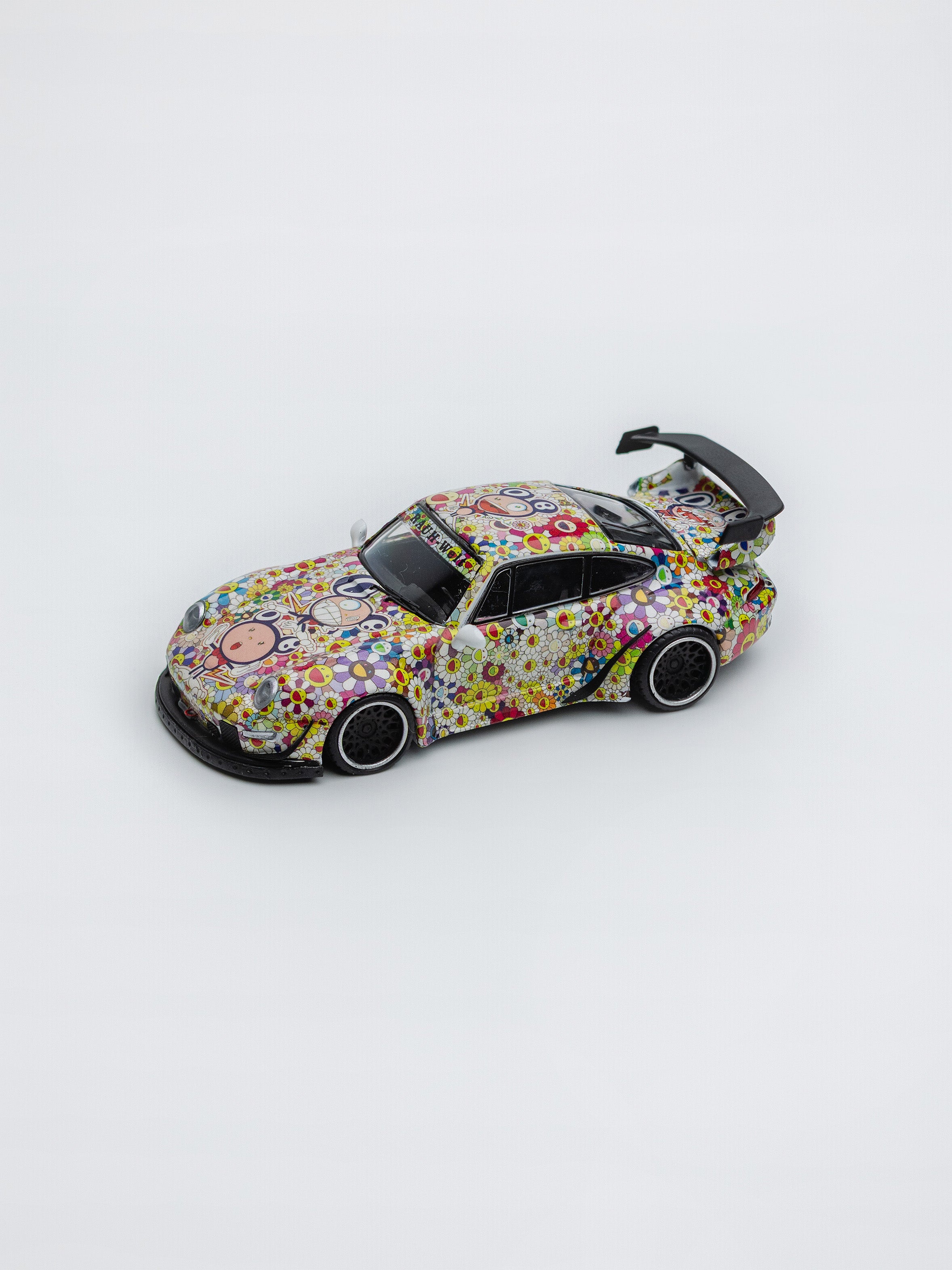 Porsche RWB 993 kaikai kiki 1/64 limited 500pcs – RC Cambodia