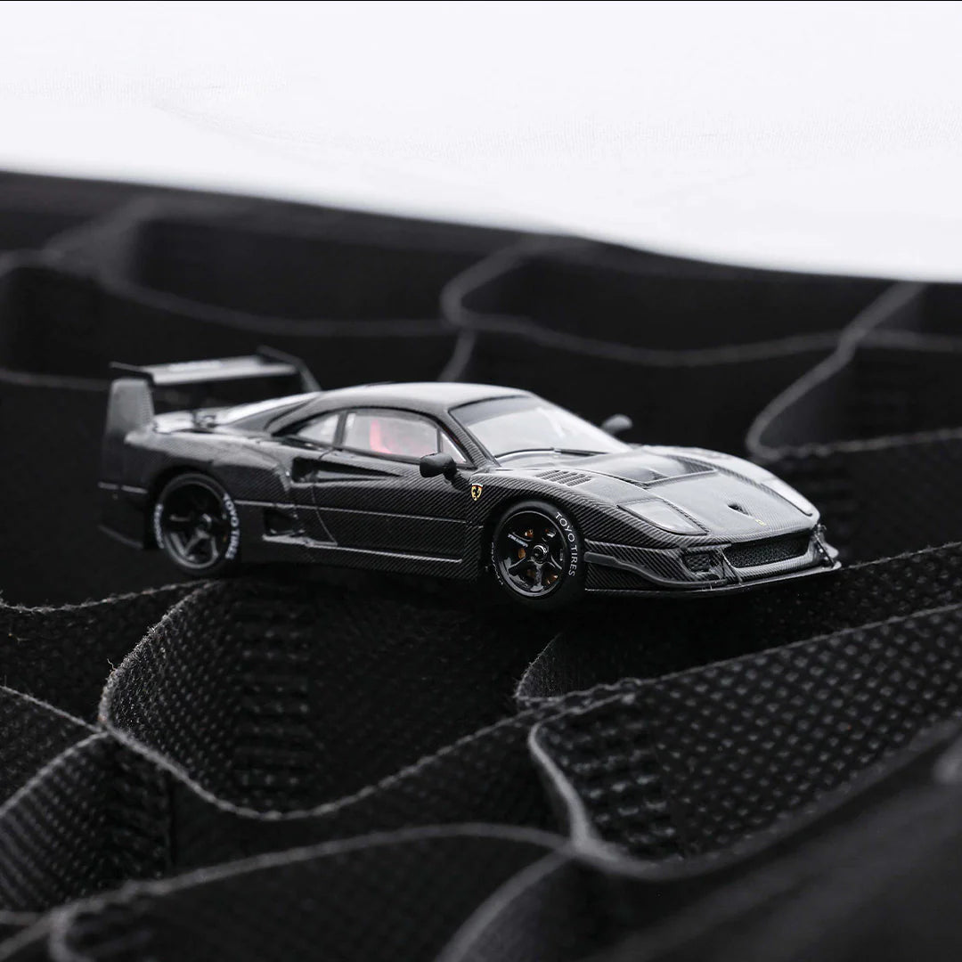F40 BLACK CARBON GIFT BOX EDITION