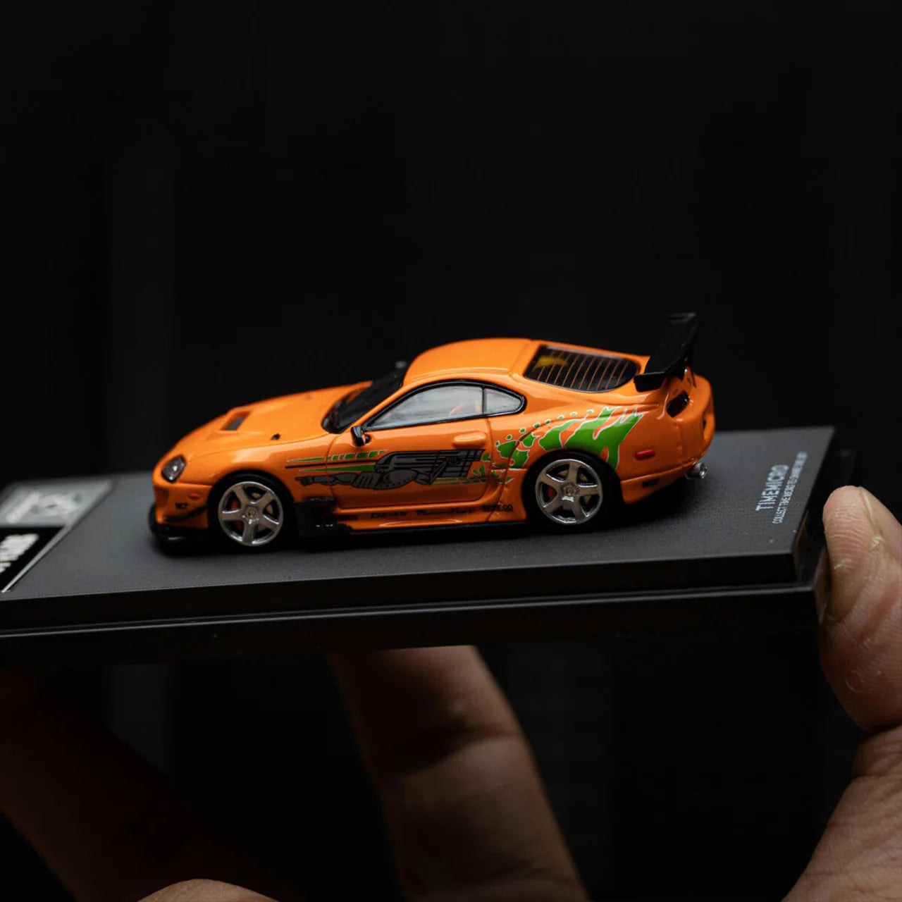 TOYOTA SUBARU A80Z PAUL ORANGE – FIGURE
