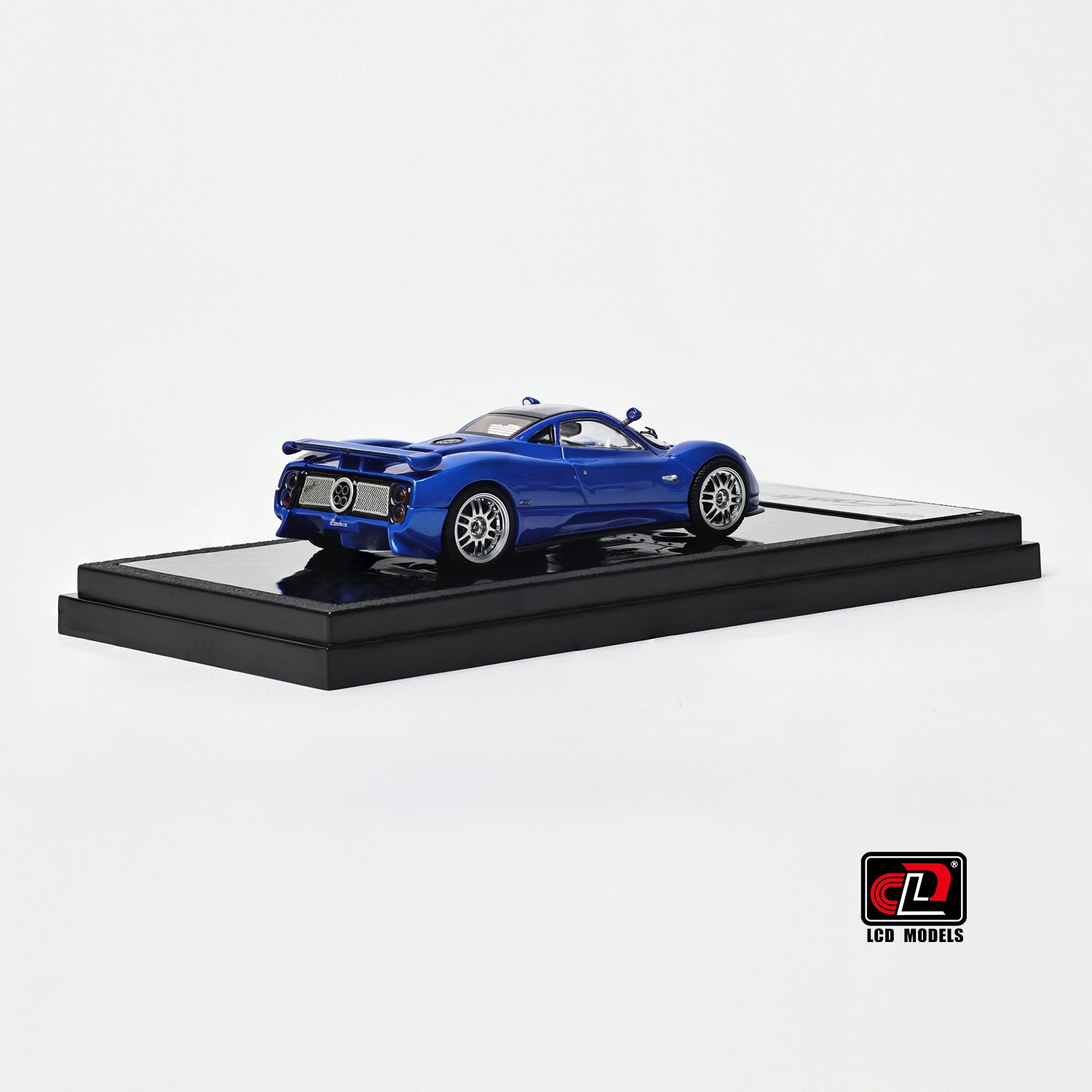LCD 1:64 Pagani Zonda Blue