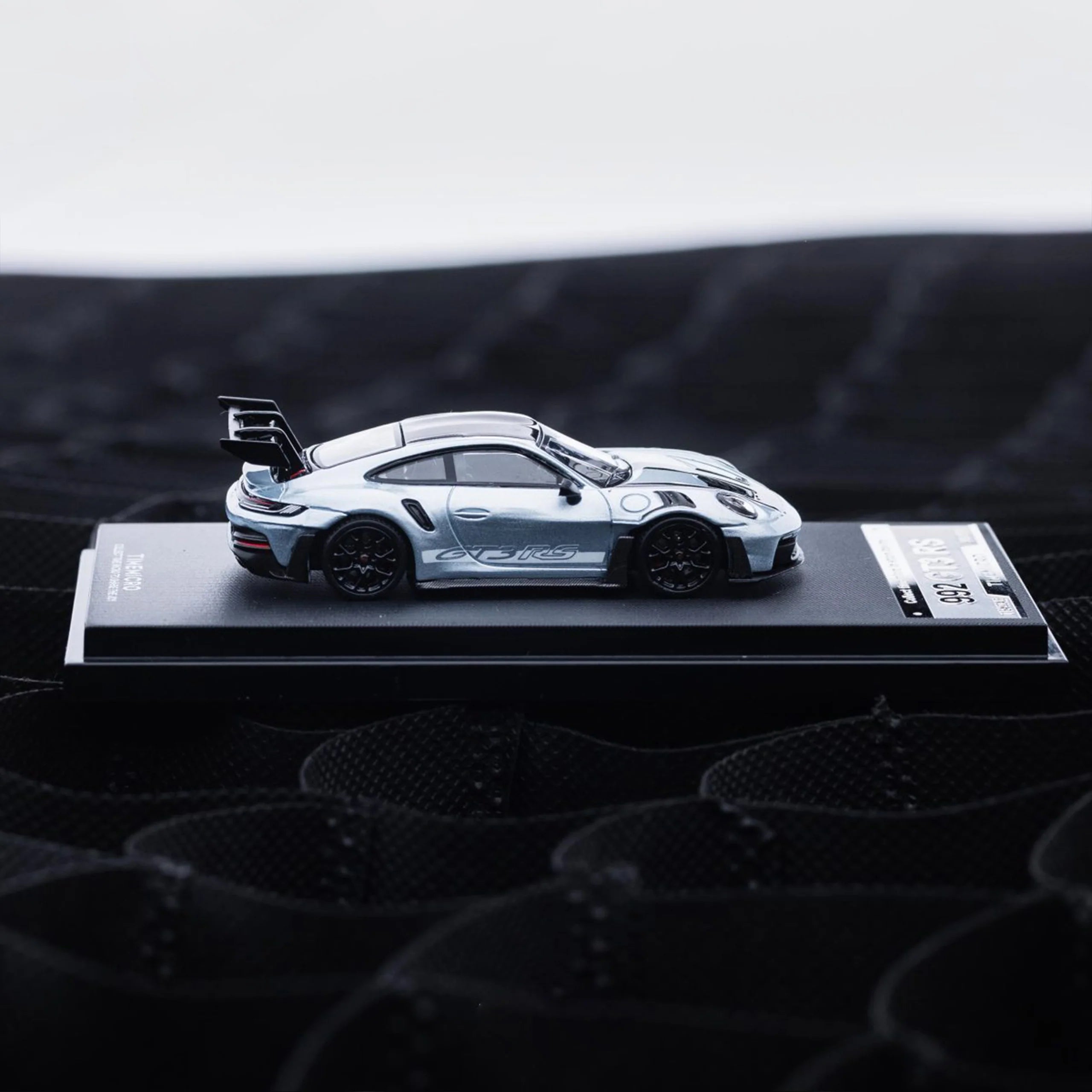 TIMEMICRO 1:64 PORSCHE 992 GT3 RS GLACIER BLUE