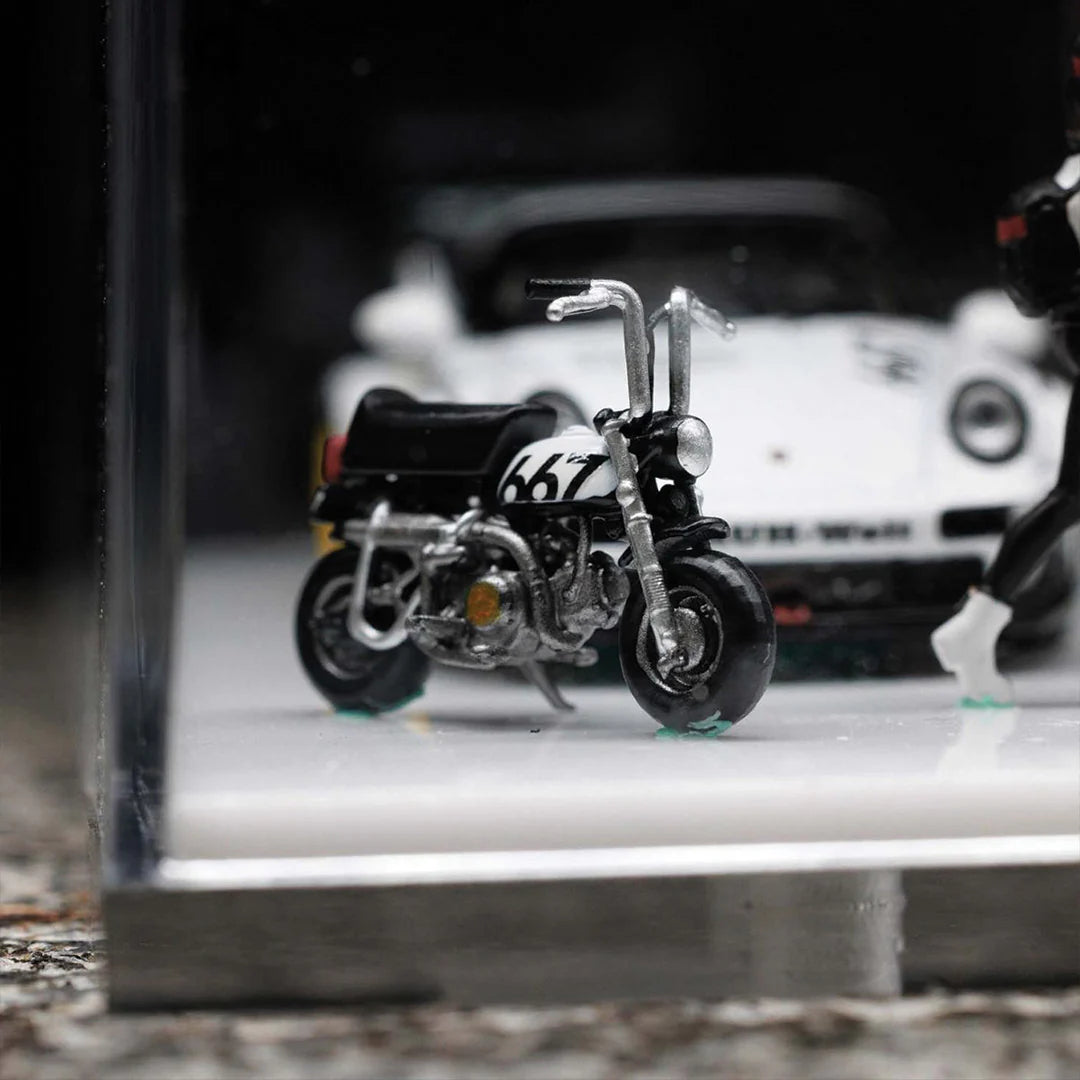 BSC 1:64 RWB 964 #667 WHITE (3 VERSIONS)