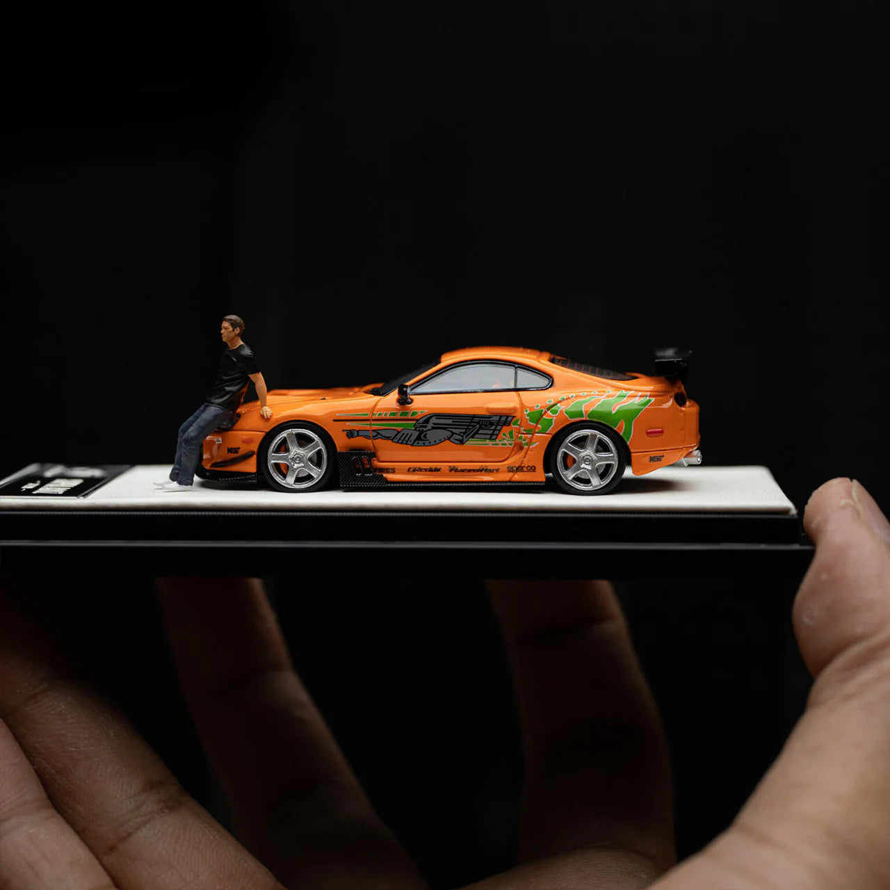 TOYOTA SUBARU A80Z PAUL ORANGE