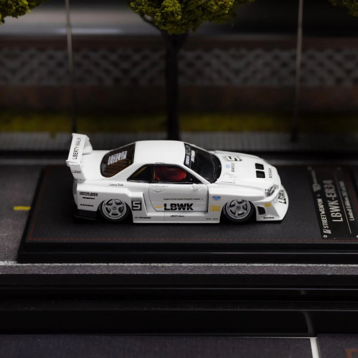 STREET WEAPON BWK ER34 NISSAN SKYLINE GT-R