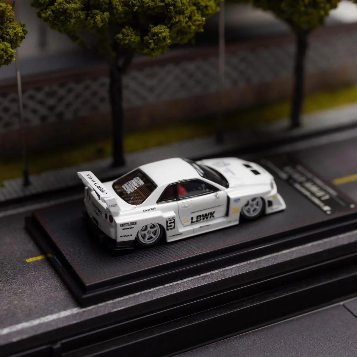 STREET WEAPON BWK ER34 NISSAN SKYLINE GT-R