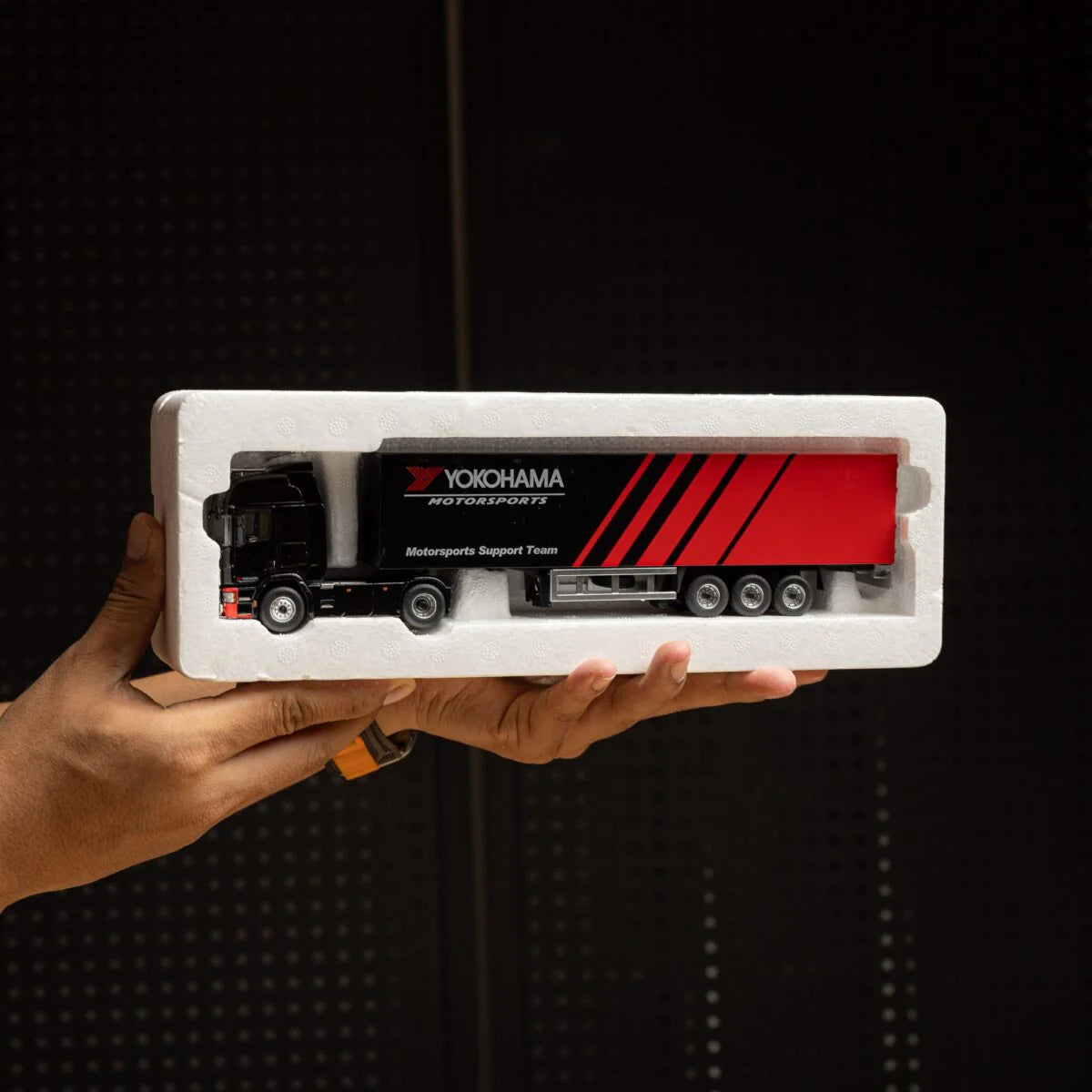 ADVAN CONTAINER CARRIER -ADVAN