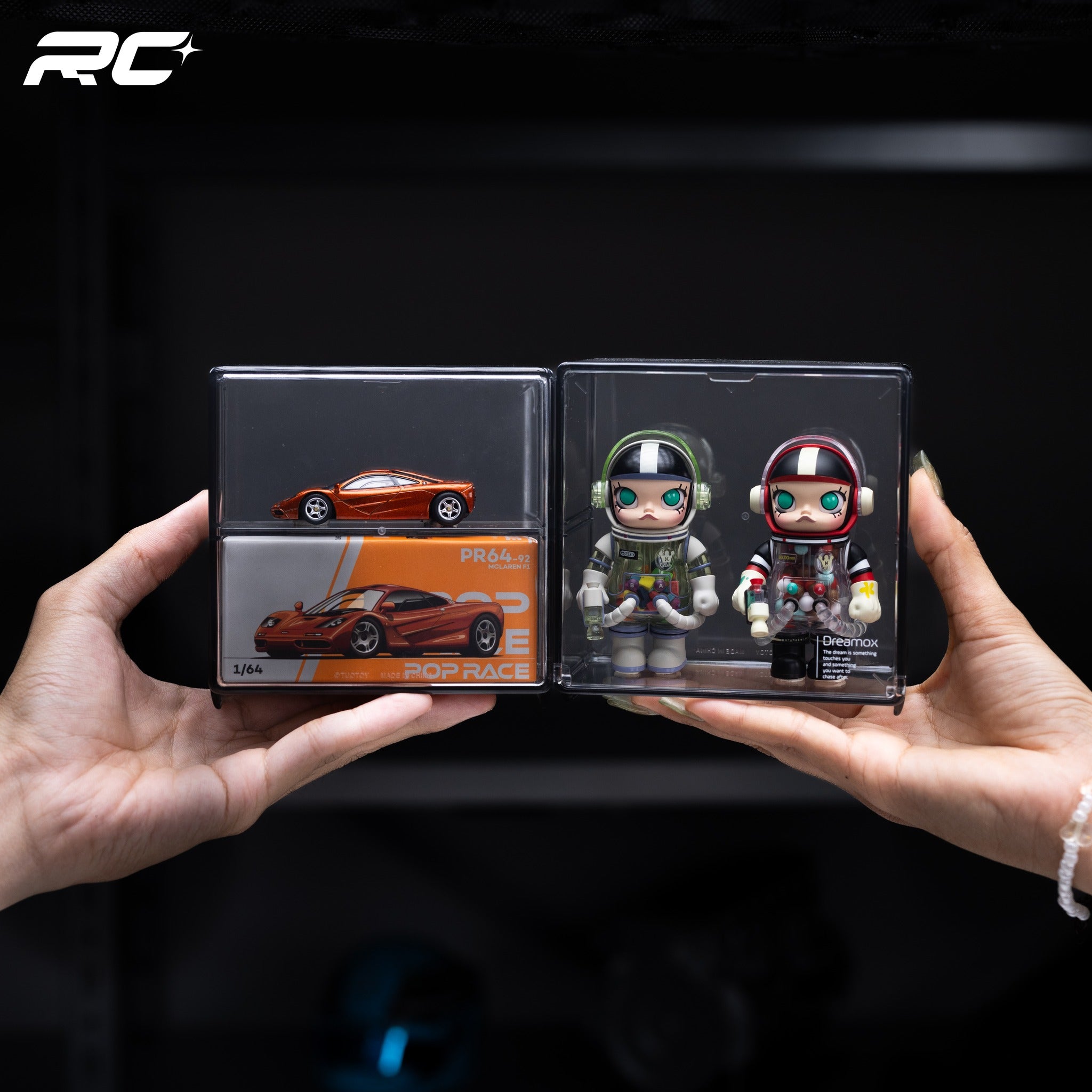 TuoToy 01 Display Box MINIGT - TW - POPRACE