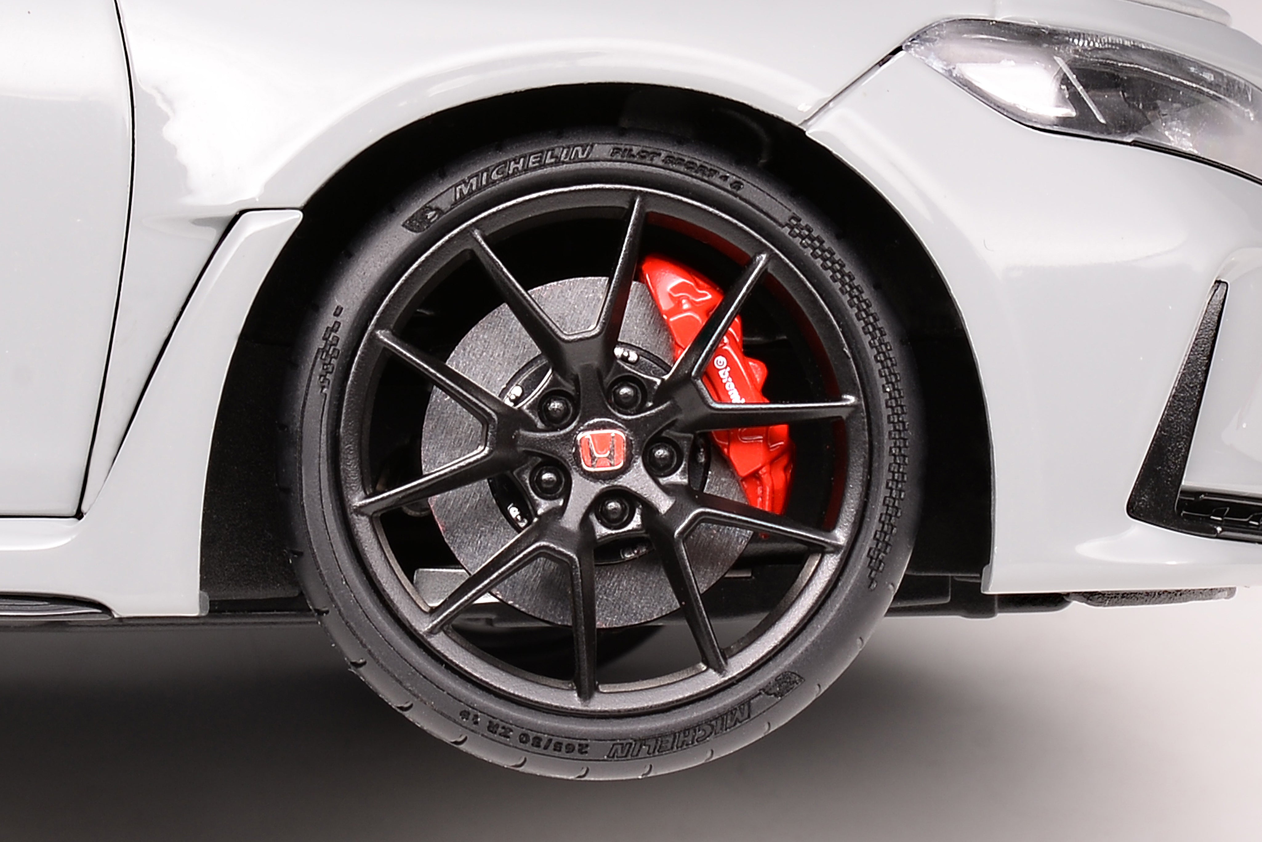 1/18 The Honda Civic Type R (FL5) Supersonic Gray - MOTORHELIX