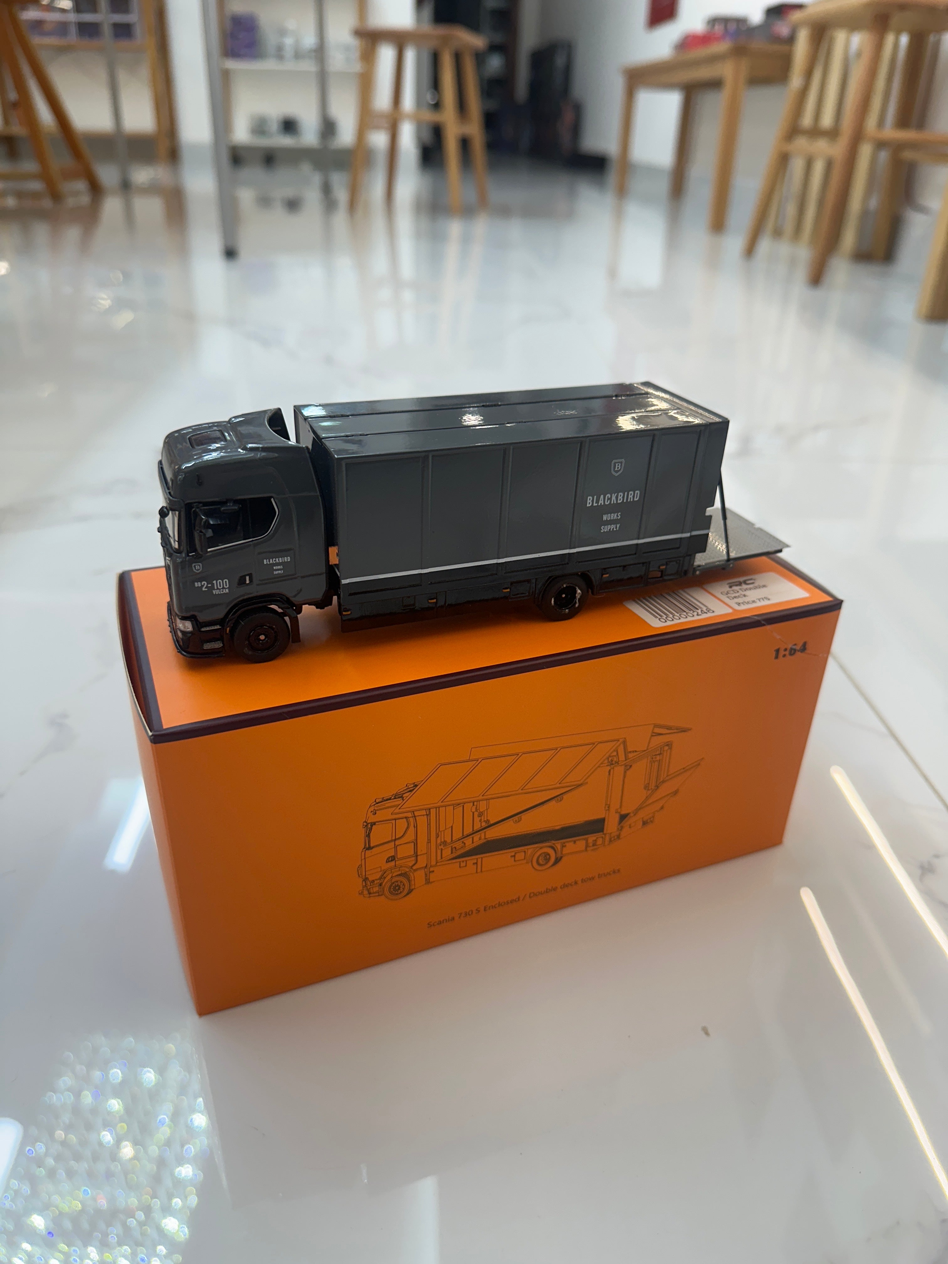GCD 1:64 Scania 730 S Enclosed/ Double deck tow trucks Gray