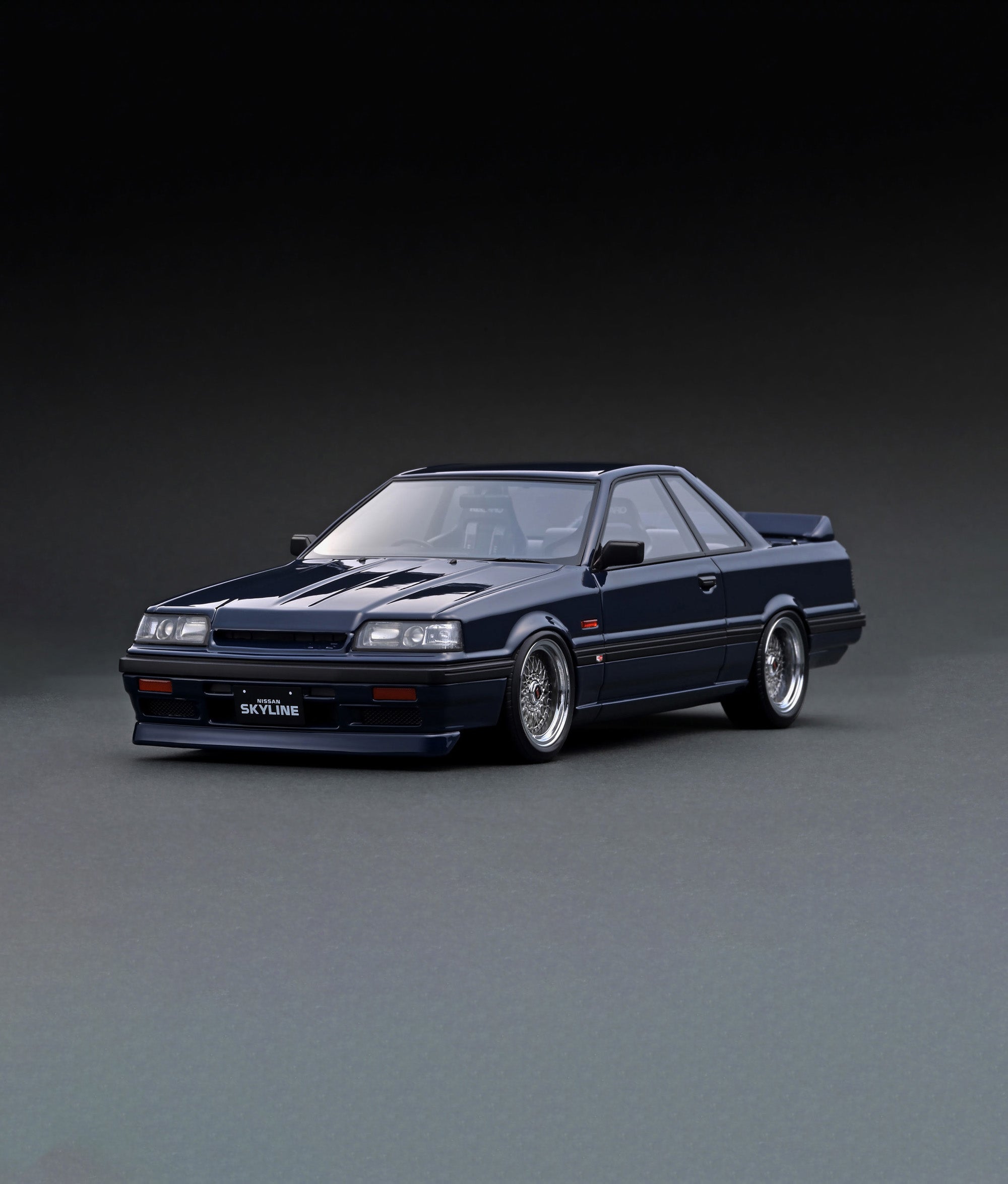 IGNITION MODEL Nissan Skyline GTS-R (R31) Blue Black IG4008