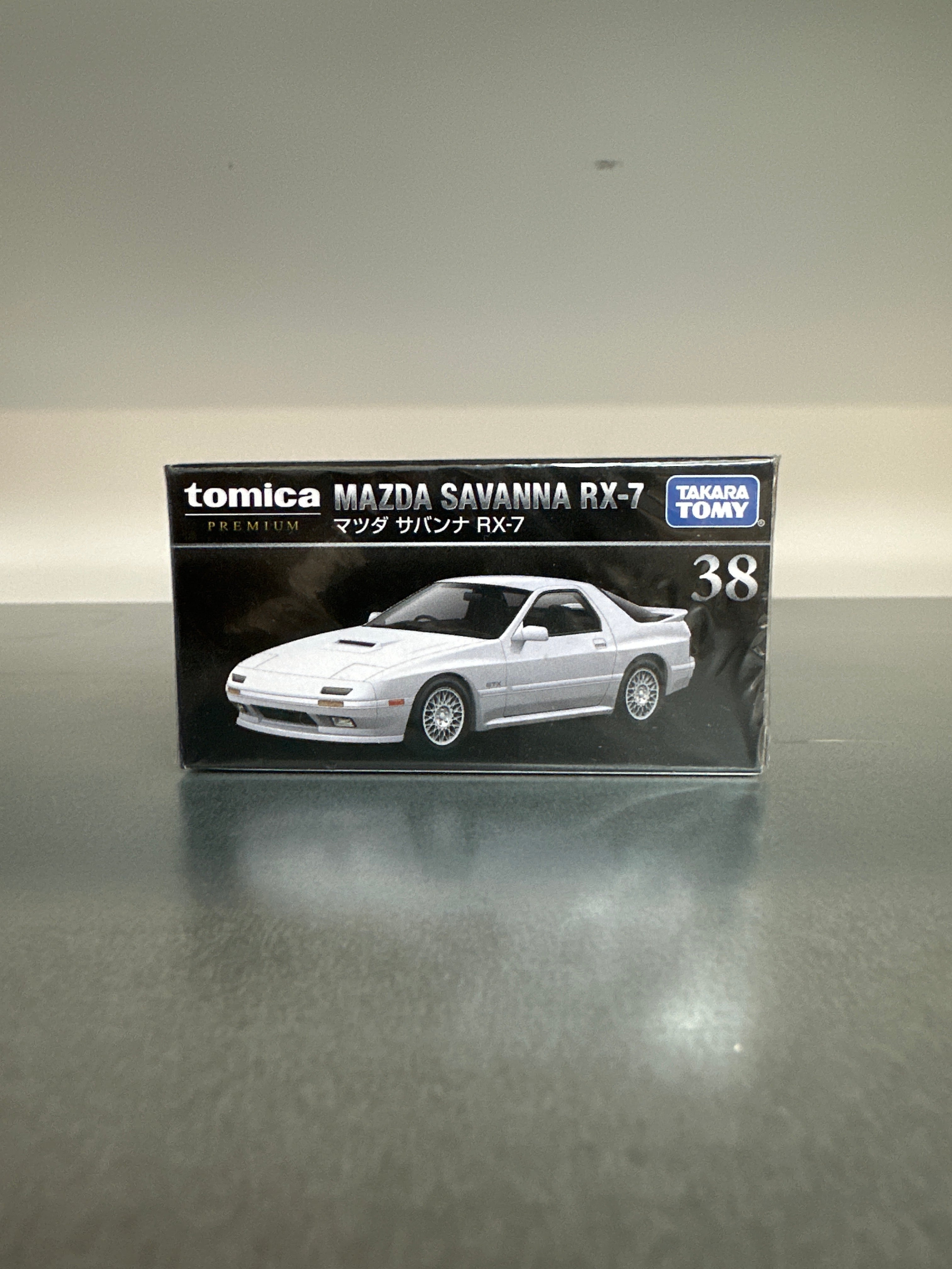 Tomica 1/64 Mazda Savanna RX-7