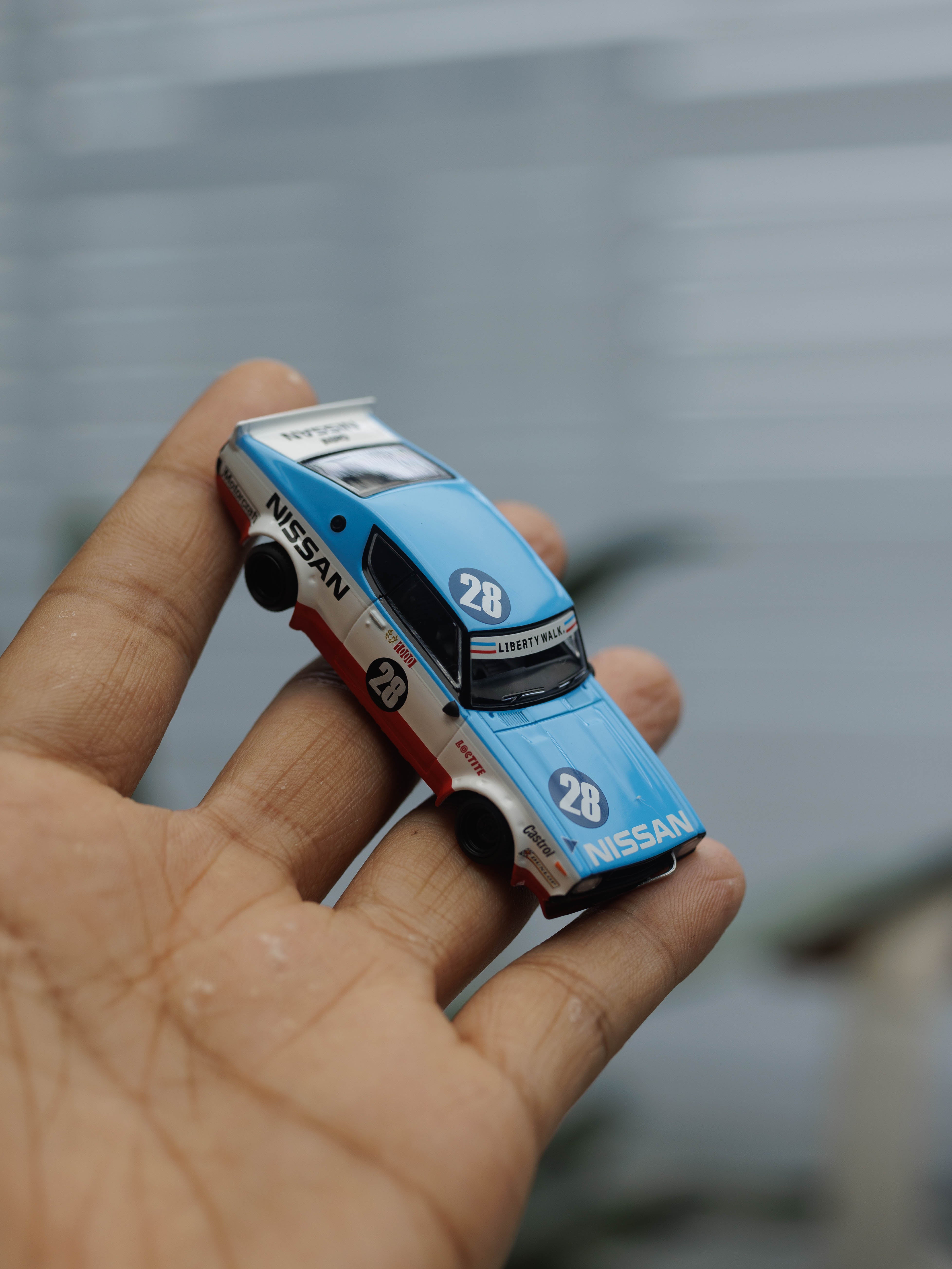 MINIGT 1/64 日产 Skyline Kenmeri Liberty Walk 日产赛车 '75 概念车