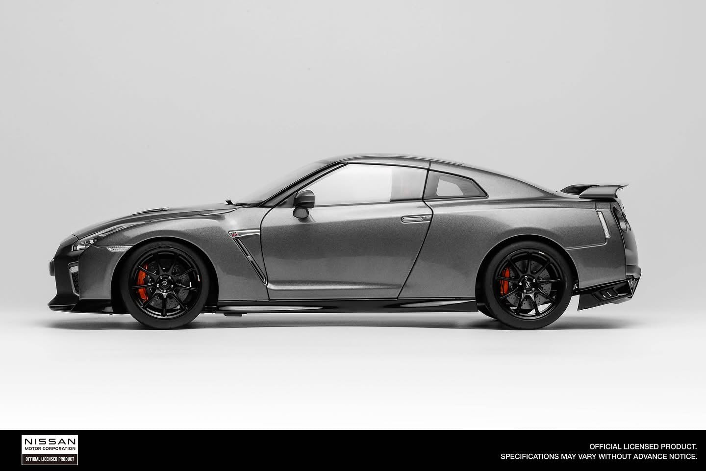 MOTORHELIX - Nissan GT-R (R35) Track Edition Engineered by NISMO 2020 Dark Metal Gray