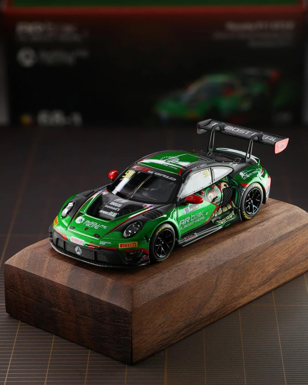 AR Box 1:64 Alloy Model! Licensed Porsche product, 992 GT3 R Track Edition