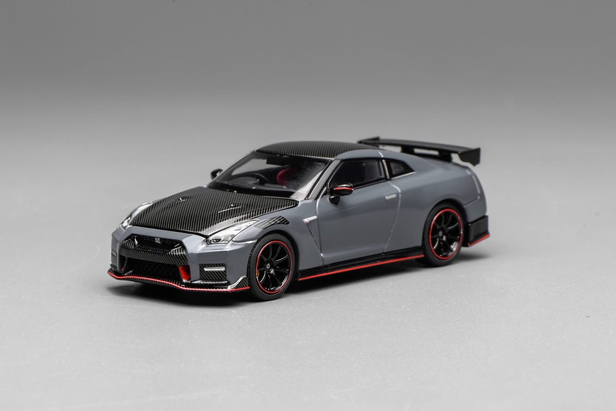 MOTORHELIX 1/64 Alloy Car Model - Nissan GT-R NISMO (R35) Special Edition