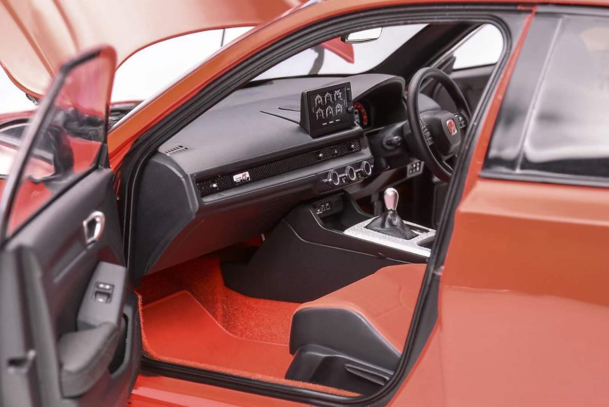 1/18 Motorhelix Honda Civic Type-R (FL5) (Red) with Extra Engine Limited