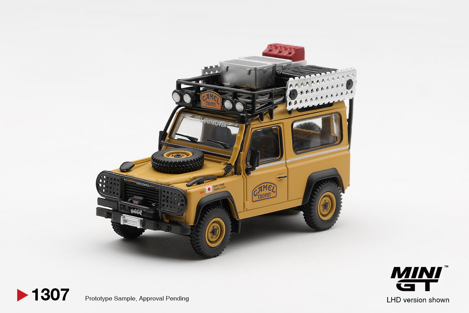 MINIGT 1/64 Land Rover Defender 90 1985  Camel Trophy Borneo Team Japan