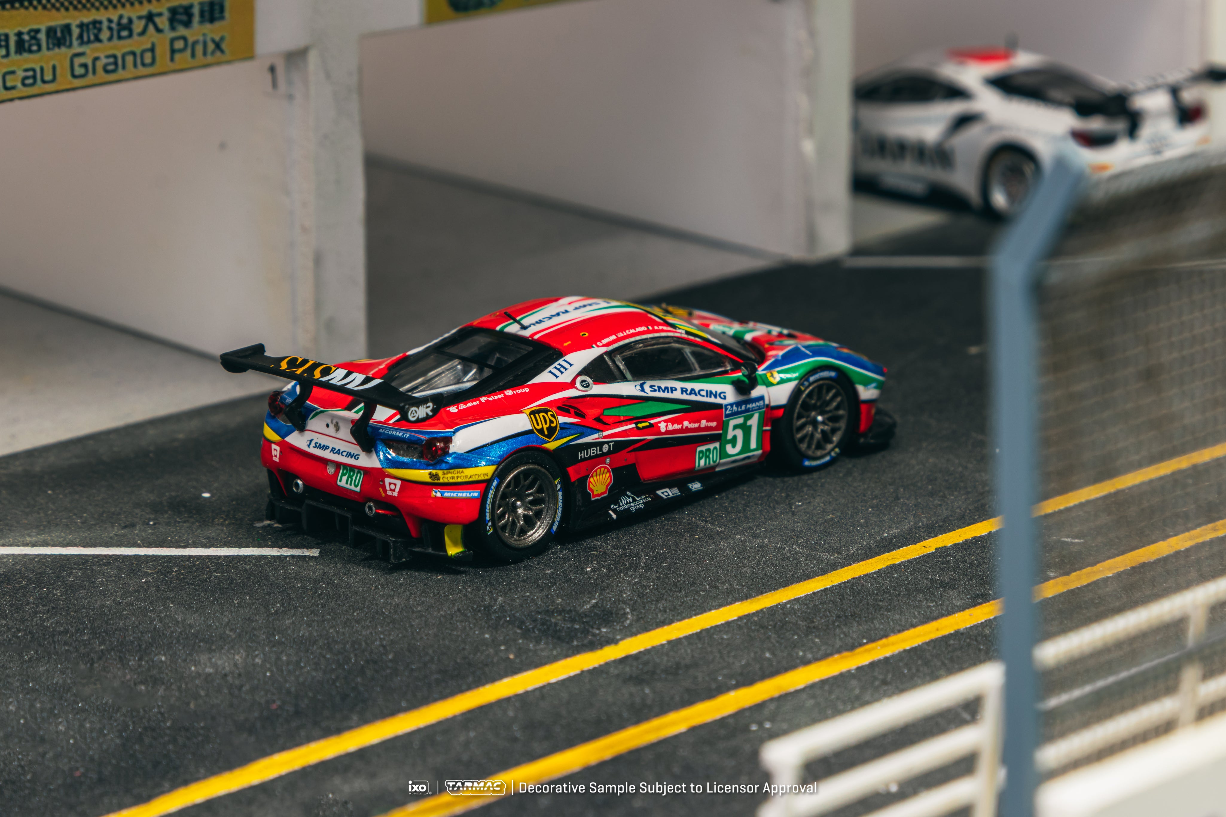Tarmac Works 1:64 Ferrari 488 GTE 24h Of Le Mans 2016 (T64-071-16WEC51)