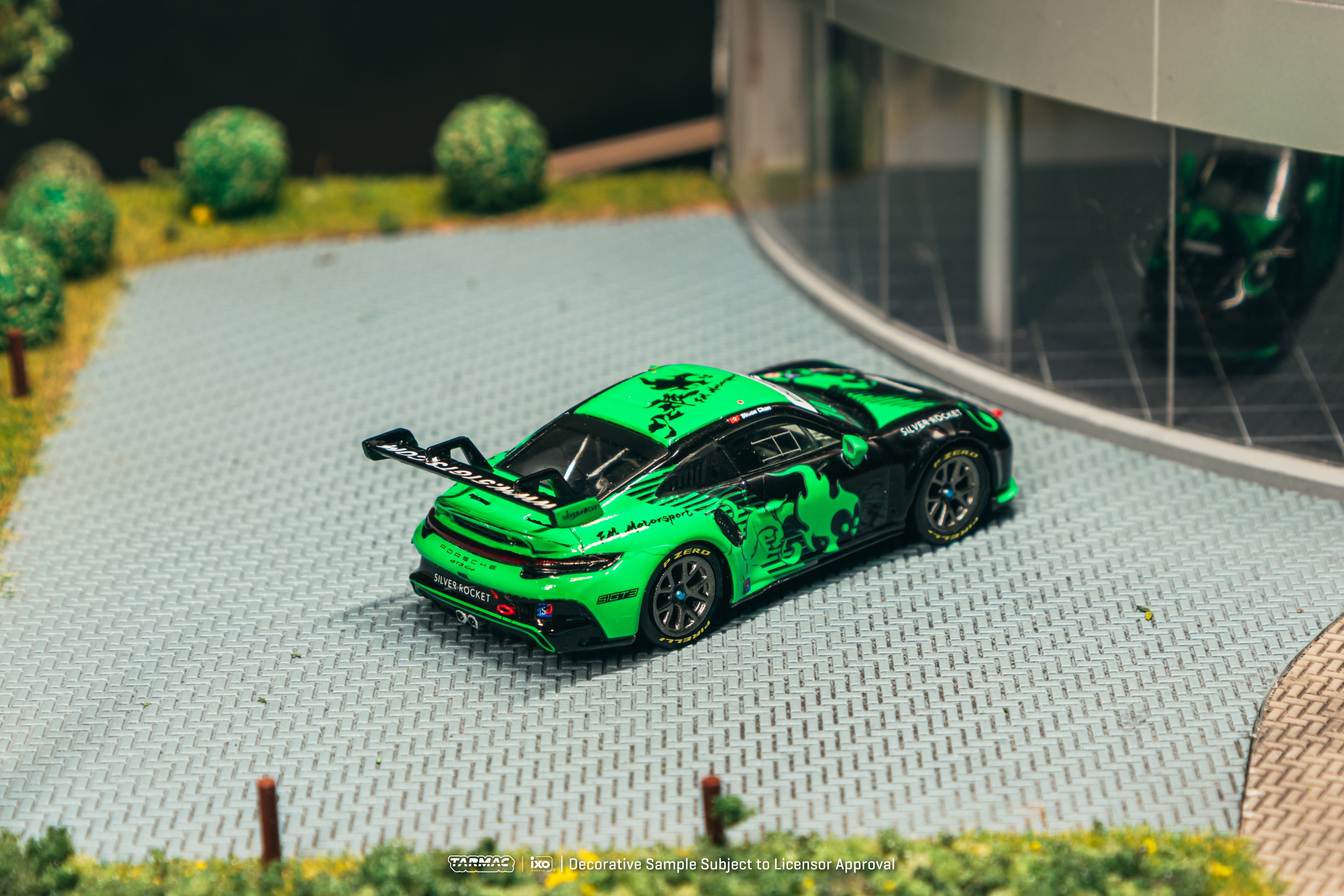 Tarmac Works 1:64 Porsche 911 GT3 Cup (992) Fire Monkey Motorsport (T64-093-FMM)