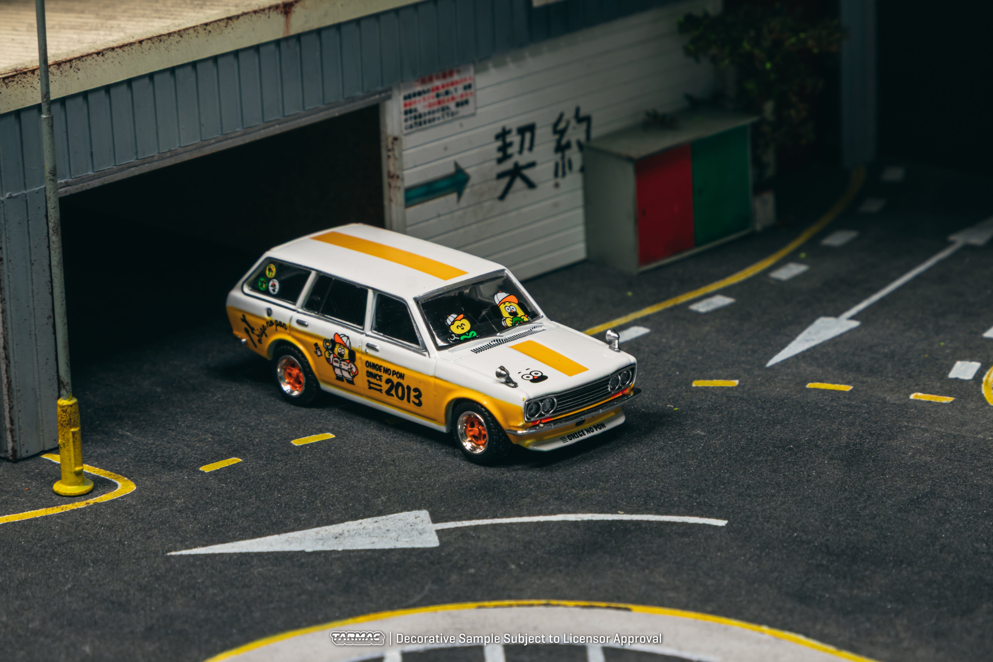 Tarmac Works - Datsun Bluebird 510 Wagon OHIGE no PON