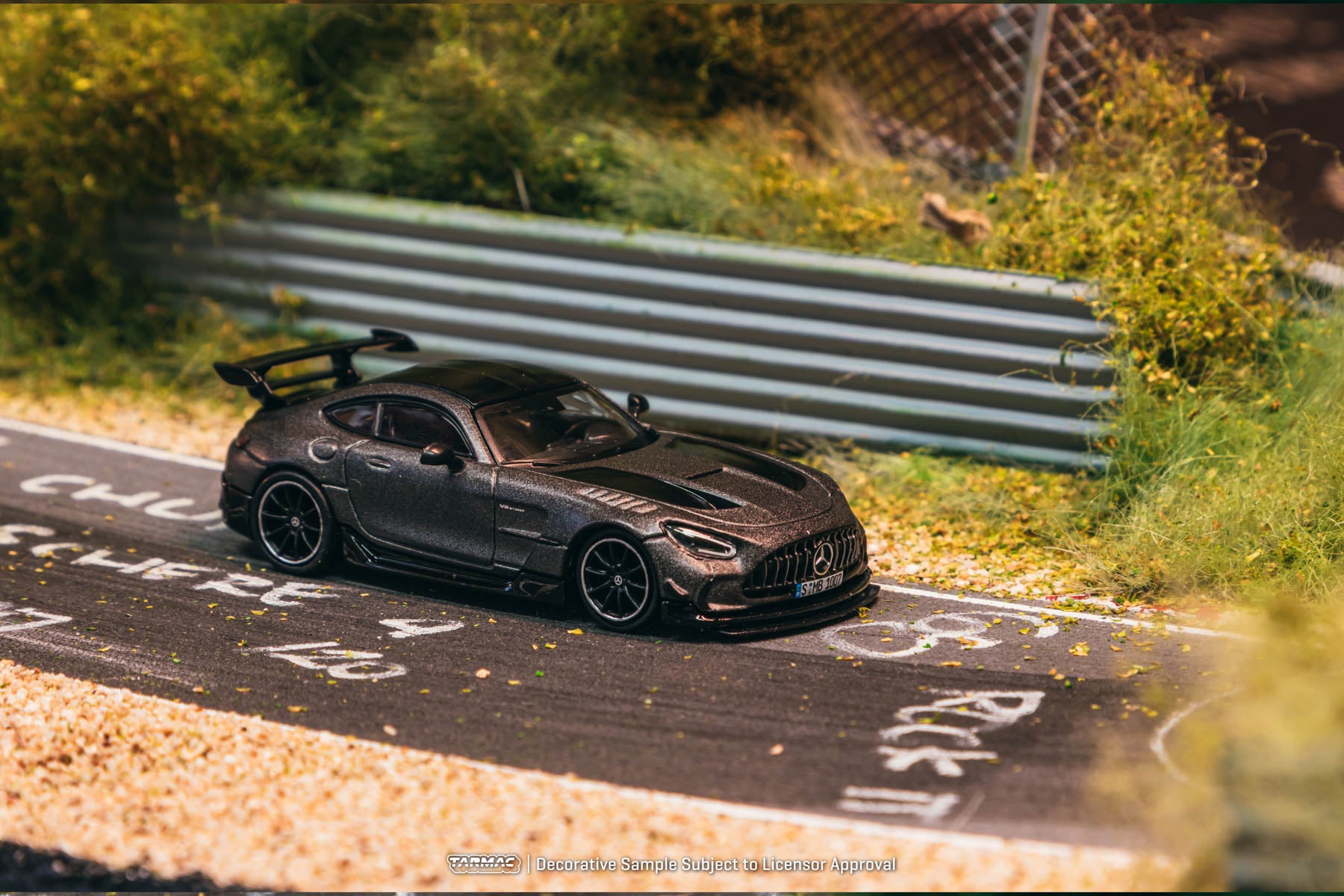Tarmac Work 1/64 Mercedes-Benz AMG GT Black Series Grey