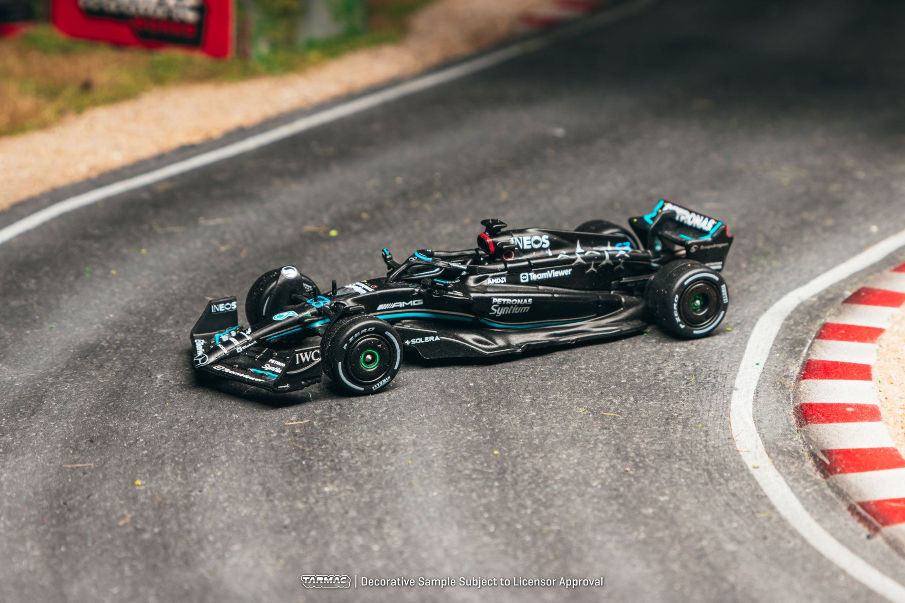 Tarmac Works 1/64 - Mercedes-AMG F1 W14 E Performance Italian Grand Prix 2023 George Russell