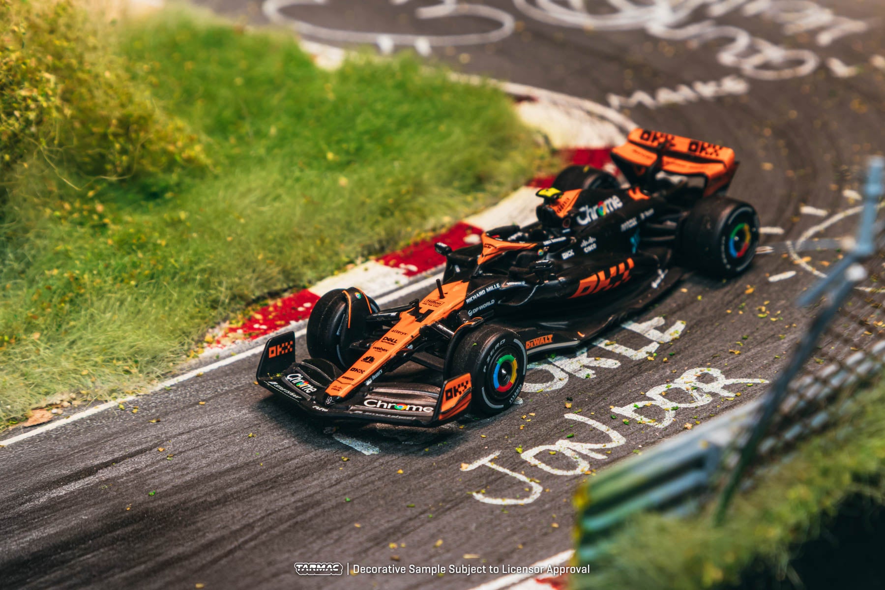 Tarmac Work 1/64 McLaren MCL60 Japanese Grand Prix 2023  Lando Norris