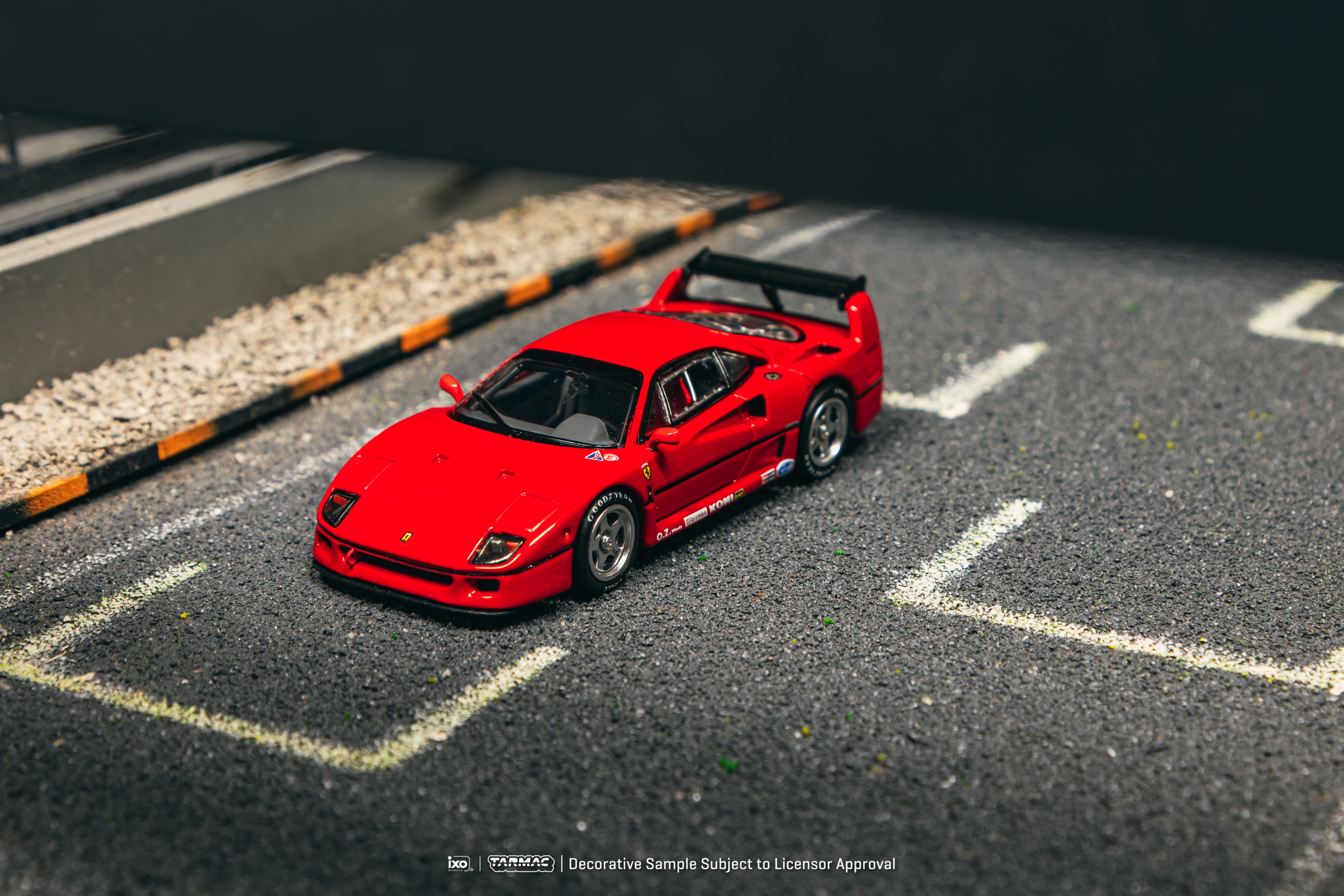 Tarmac Works 1:64 Ferrari F40 Red (T64R-076-RE2)