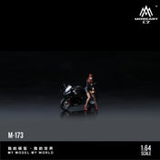 Huiyi MoreArt 1:64 Yamaha R6 Black Lady Motorcycle Figure, Realistic Resin Model