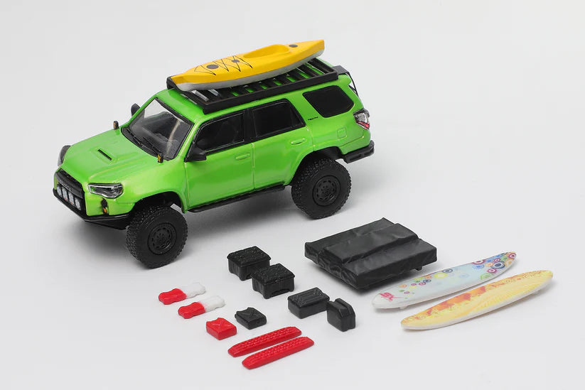 GCD Toyota 4Runner Pre-Runner with accessories - New Preorder