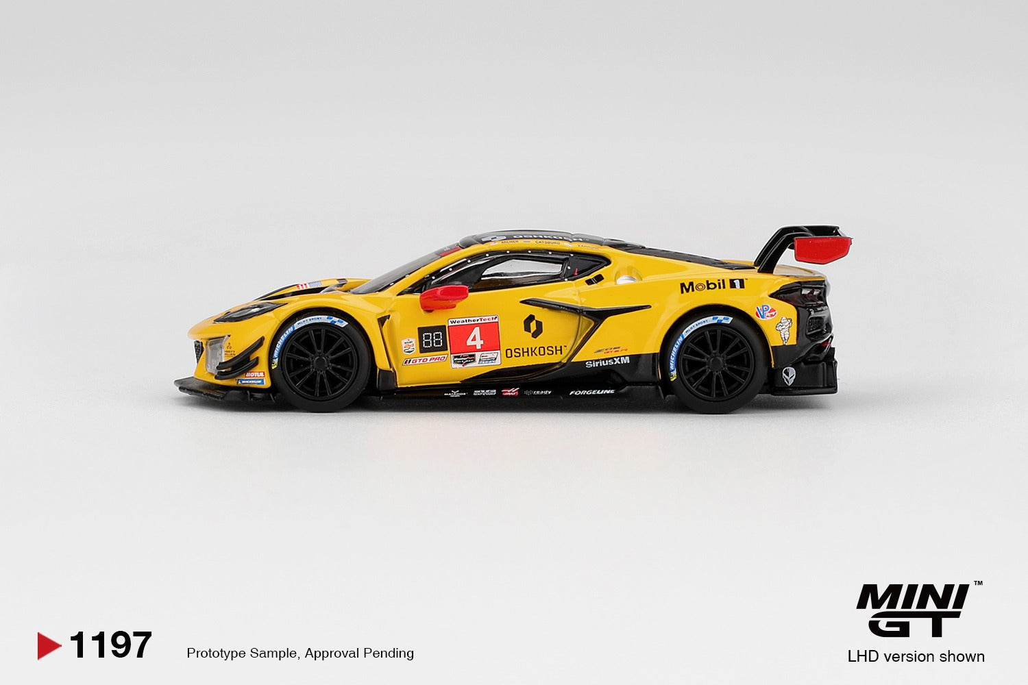 MINIGT 1/64 Chevrolet Corvette Z06 GT3.R #4 Corvette Racing by Pratt Miller Motorsports 2025 IMSA Daytona 24 Hrs