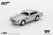 MINIGT 1/64 Aston Martin DB5  “Casino Royale” / English Blister Packaging (NO CHASE CAR)