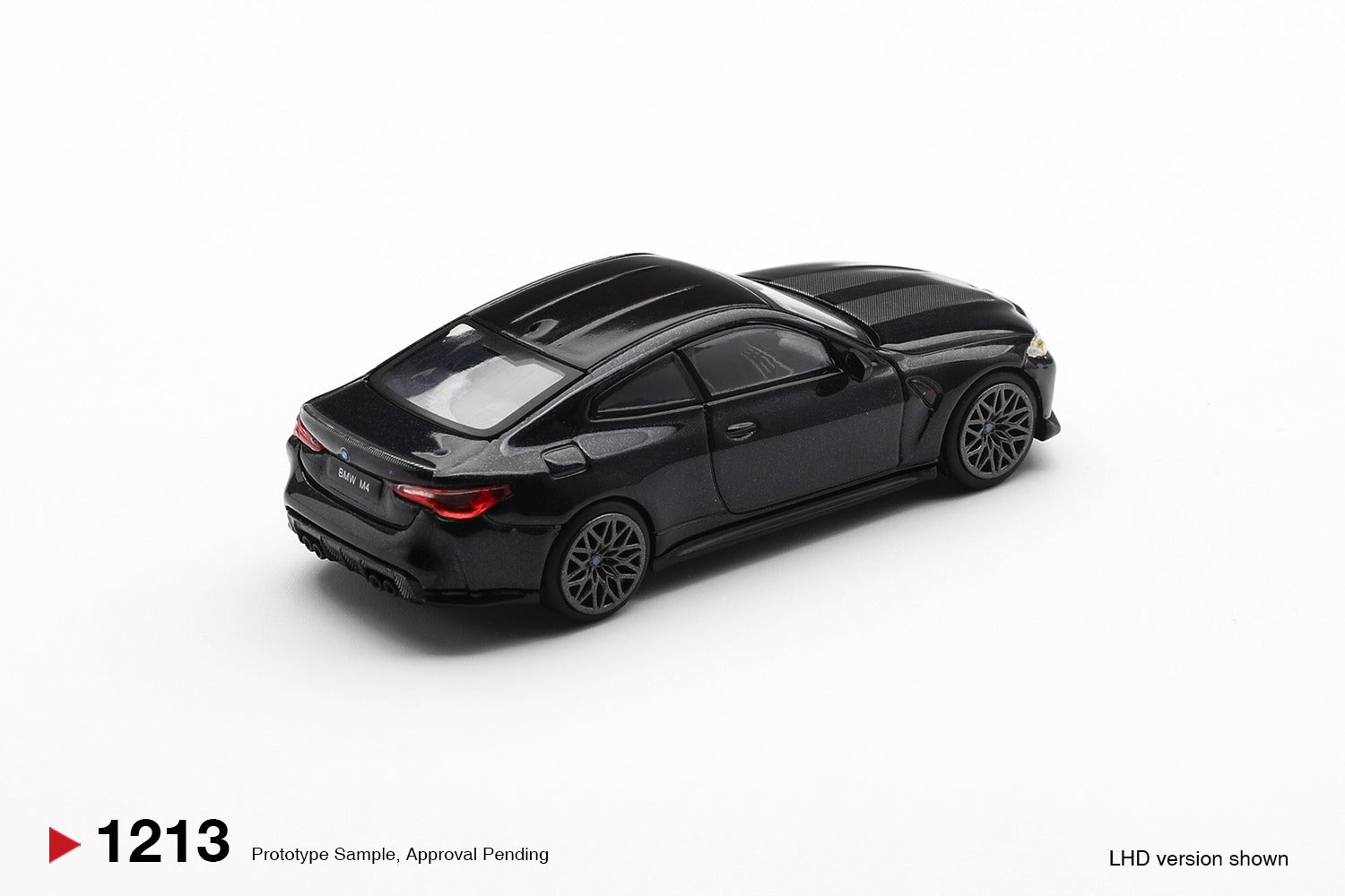MINIGT 1/64 BMW M4 CS  Black Sapphire