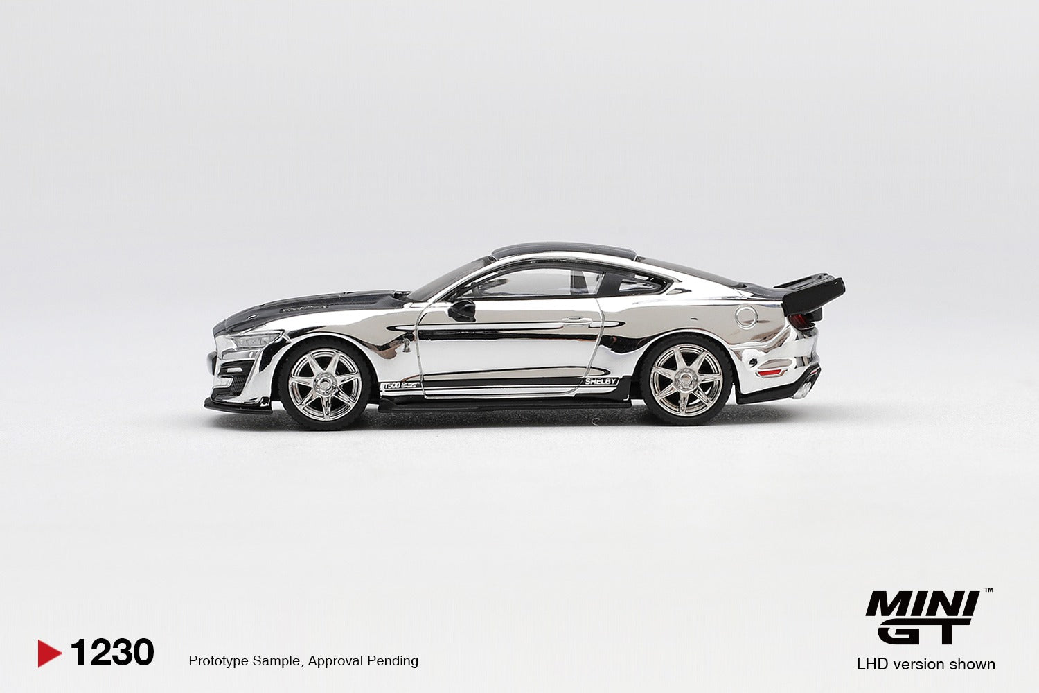 MINIGT 1/64 Shelby GT500 Dragon Snake Concept Chrome Silver