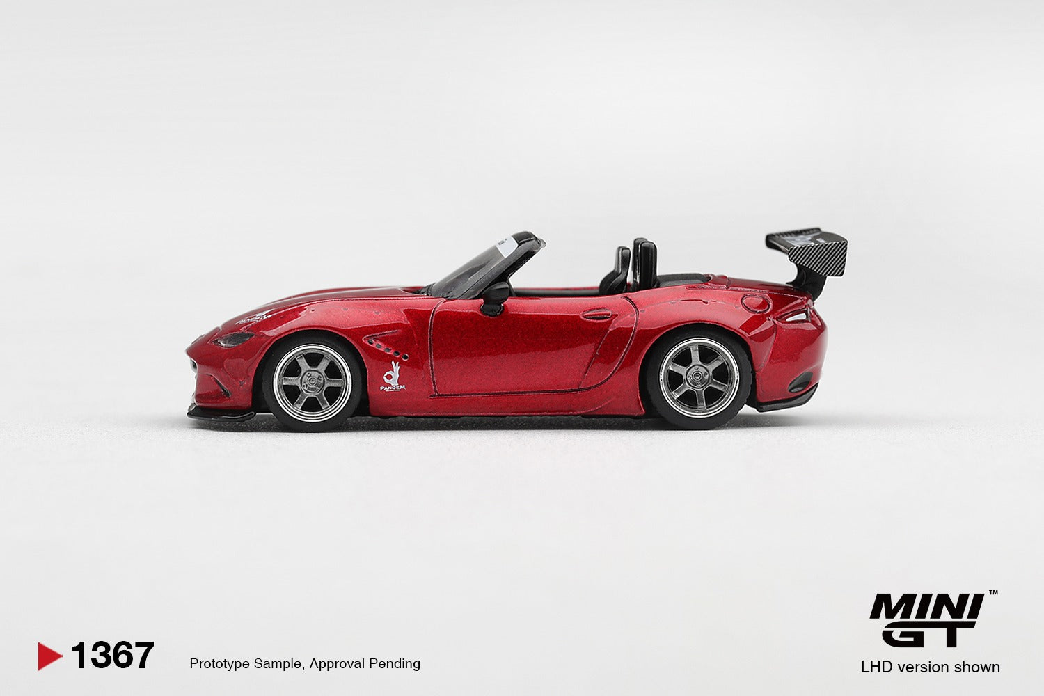 MINIGT 1/64 Mazda Miata MX-5 (ND) Pandem Kodo Red