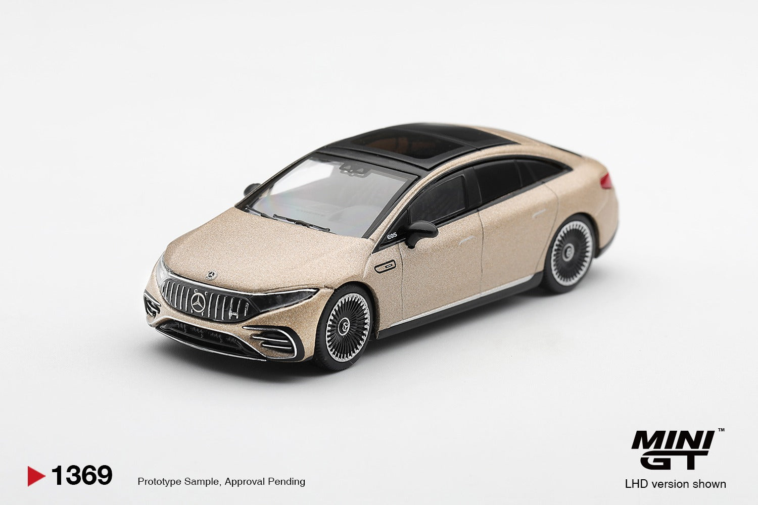 MINIGT 1/64 Mercedes-AMG EQS 53 Gold