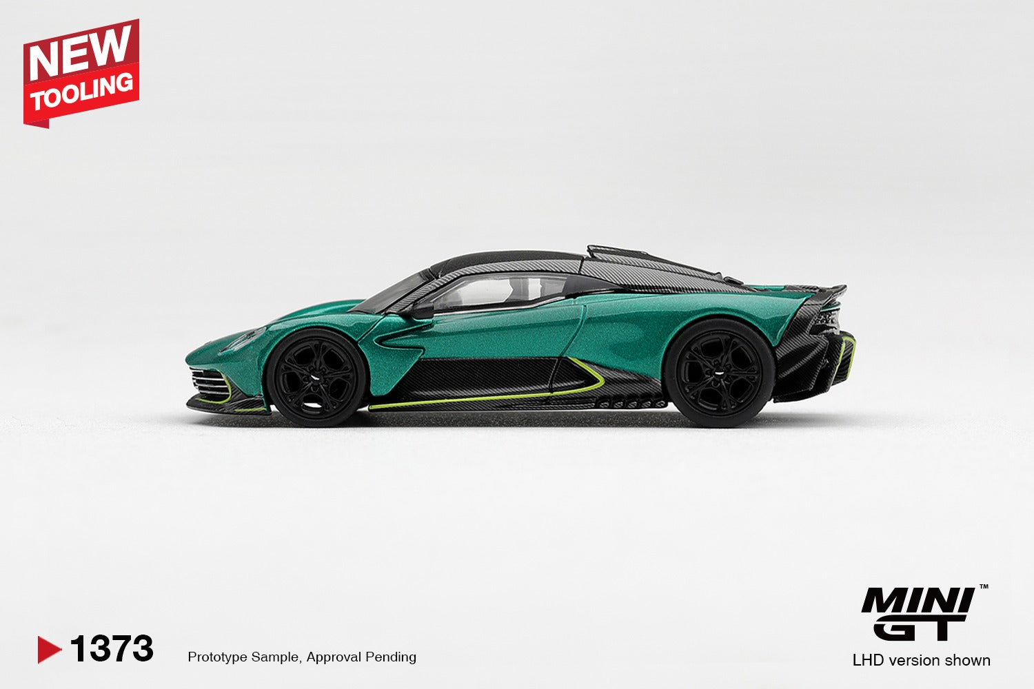 MINIGT 1/64 Aston Martin Valhalla Podium Green