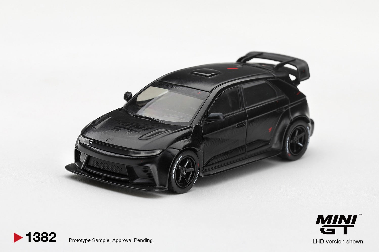 MINIGT 1/64 Hyundai Ioniq 5N RS-01T Stealth