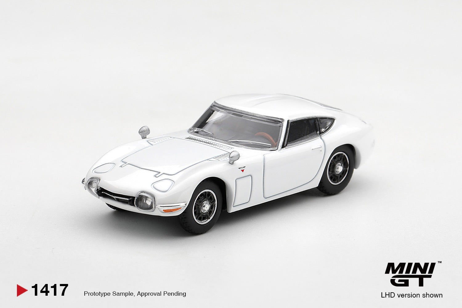 MINIGT 1/64 Toyota 2000GT Pegasus White