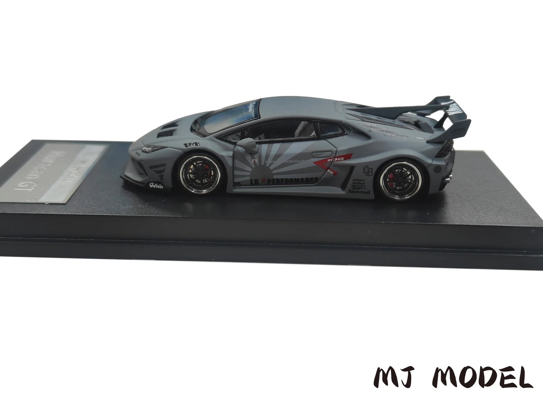 MJ MODEL 1:64 LAMBORGHINI HURACAN LP610 GT LB-SILHOUETTE WORKS WIDE BODY