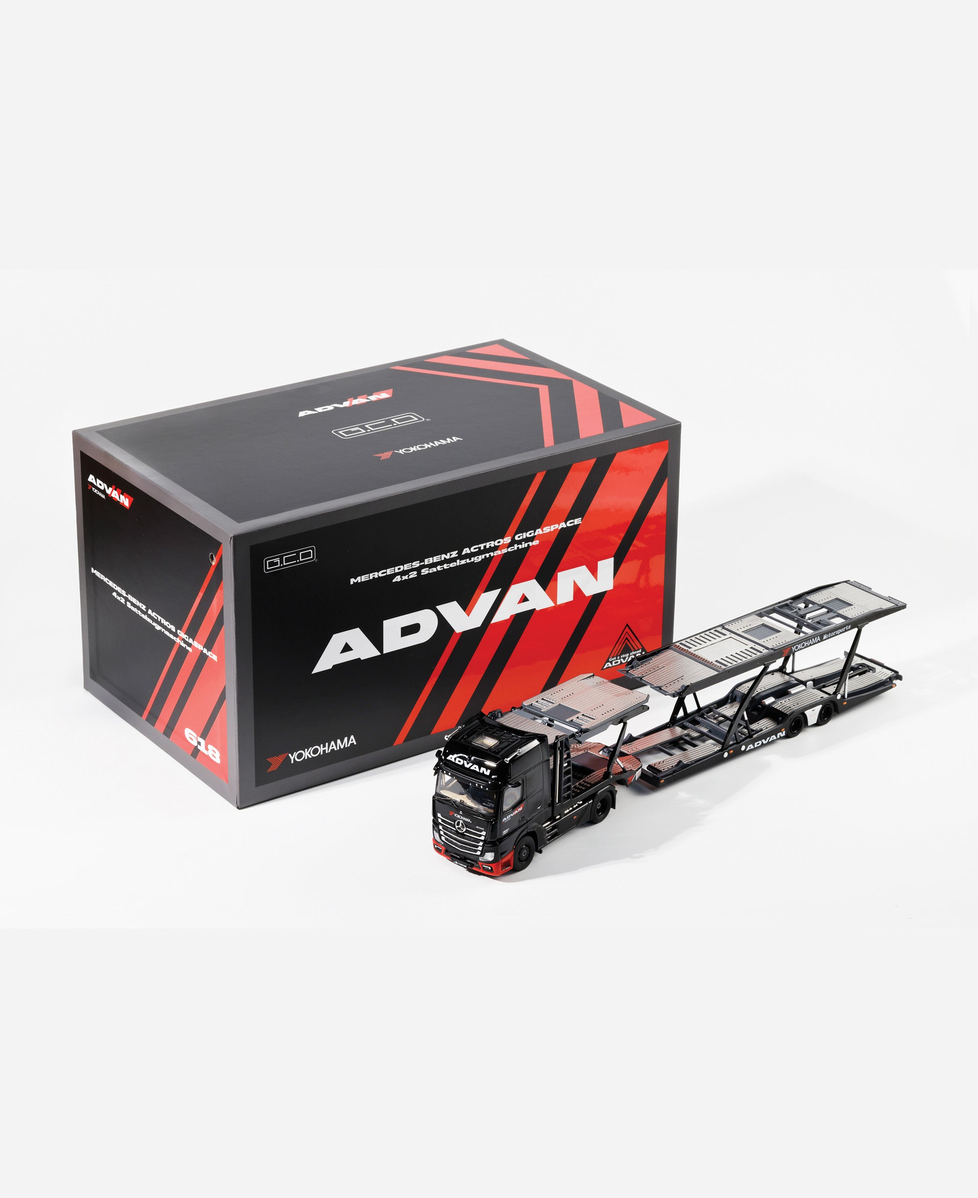 GCD 1/64 Mercedes-Benz Actros 2 -ADVAN