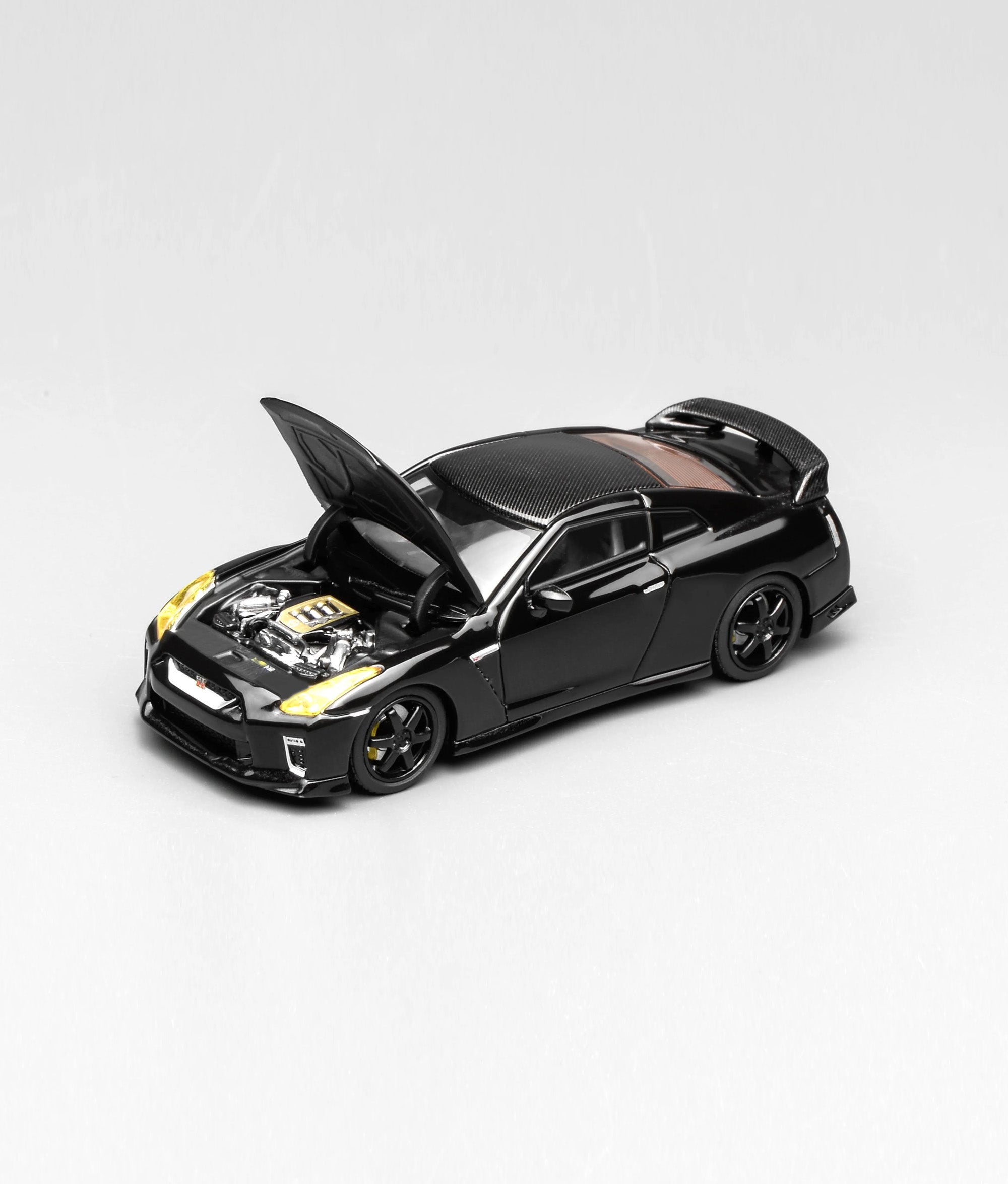 Motorhelix MH 1:64 Nissan GT-R R35