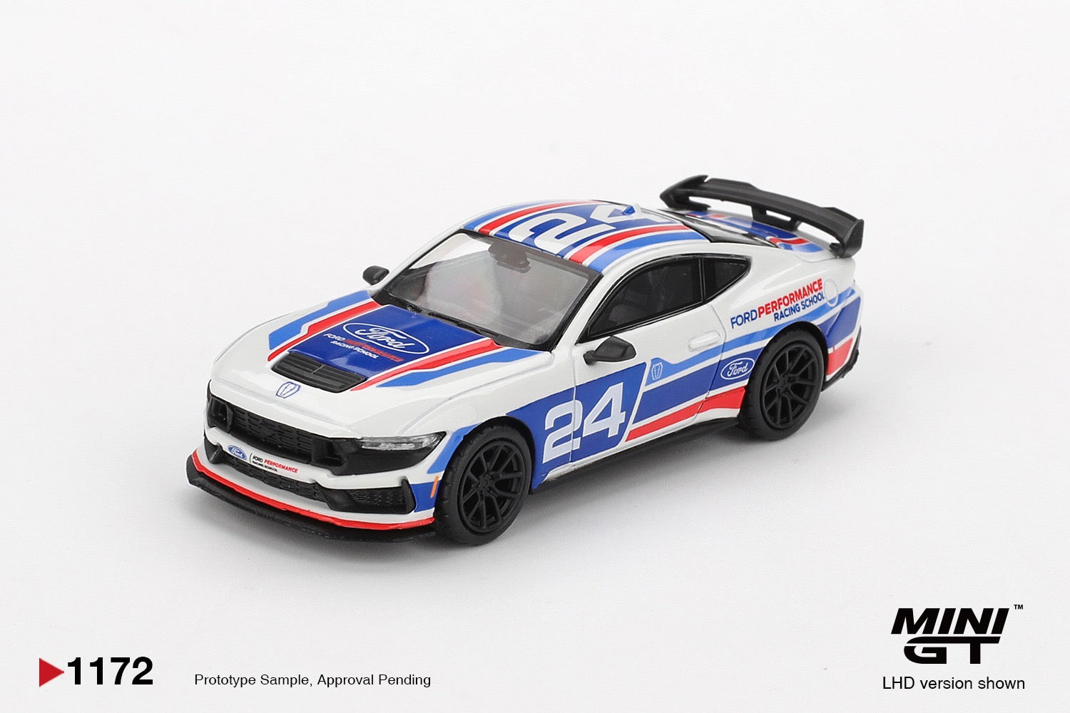 MINIGT - 1/64 Ford Mustang Dark Horse #24 Ford Performance Racing School
